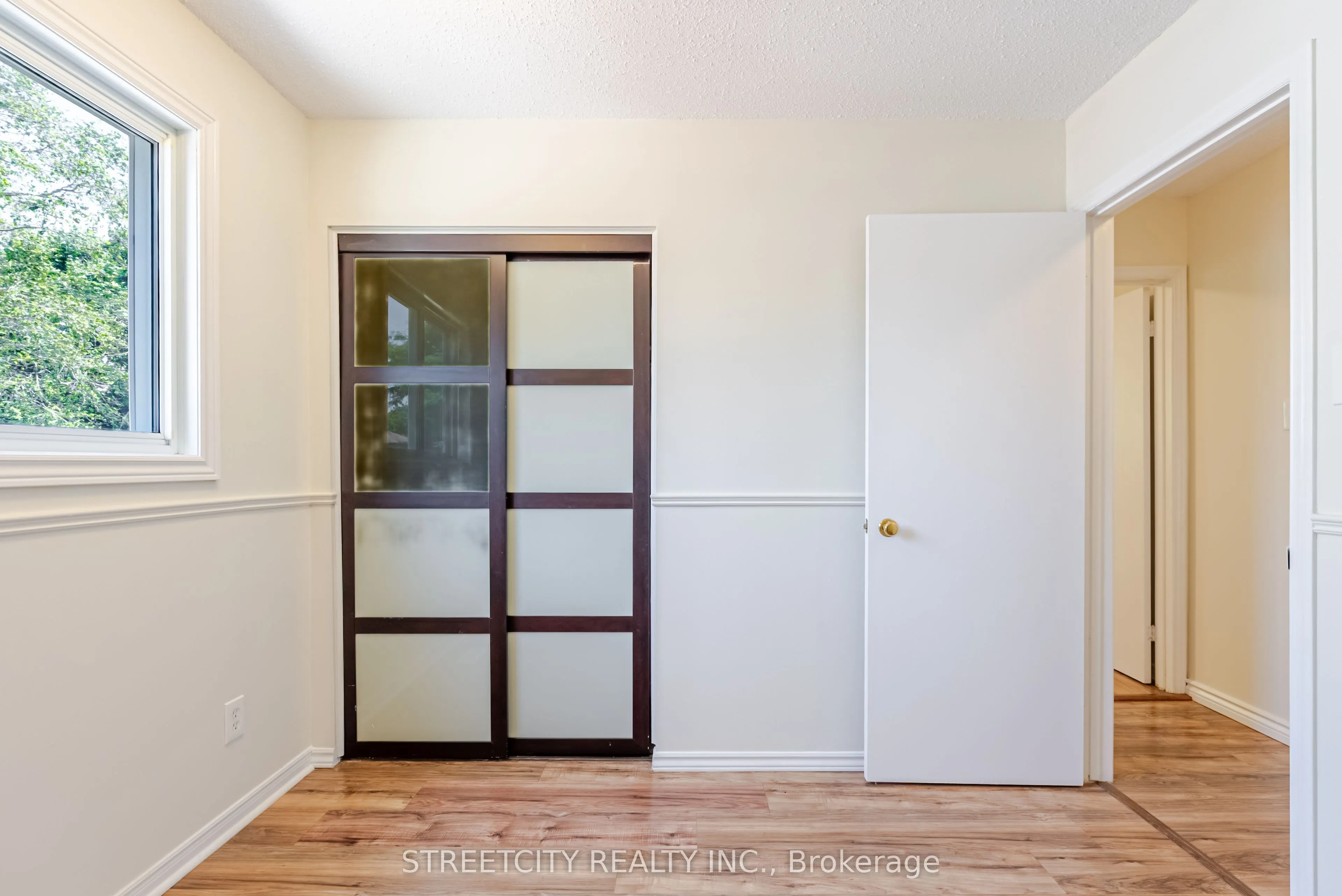20 Fairchild Crescent