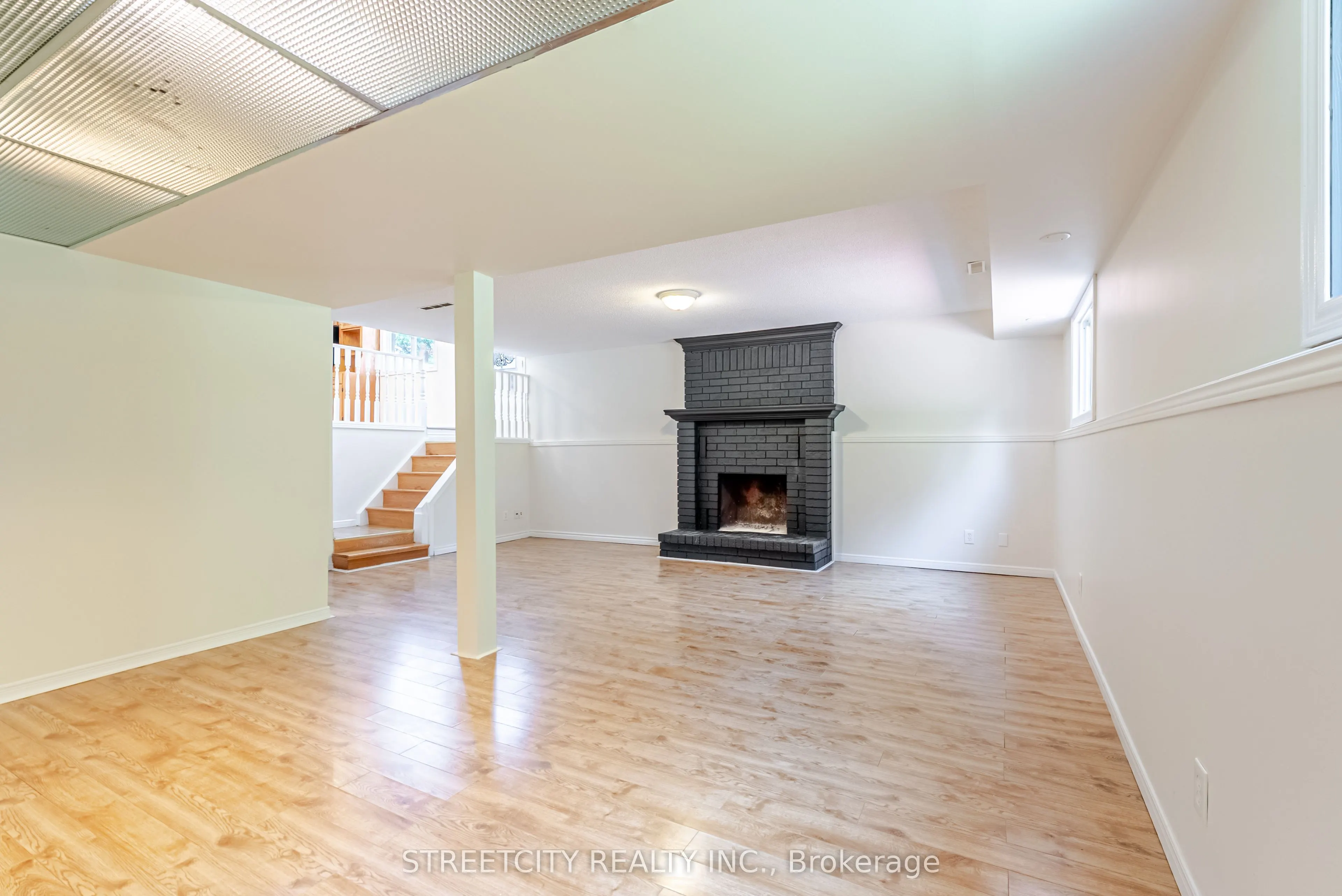 20 Fairchild Crescent