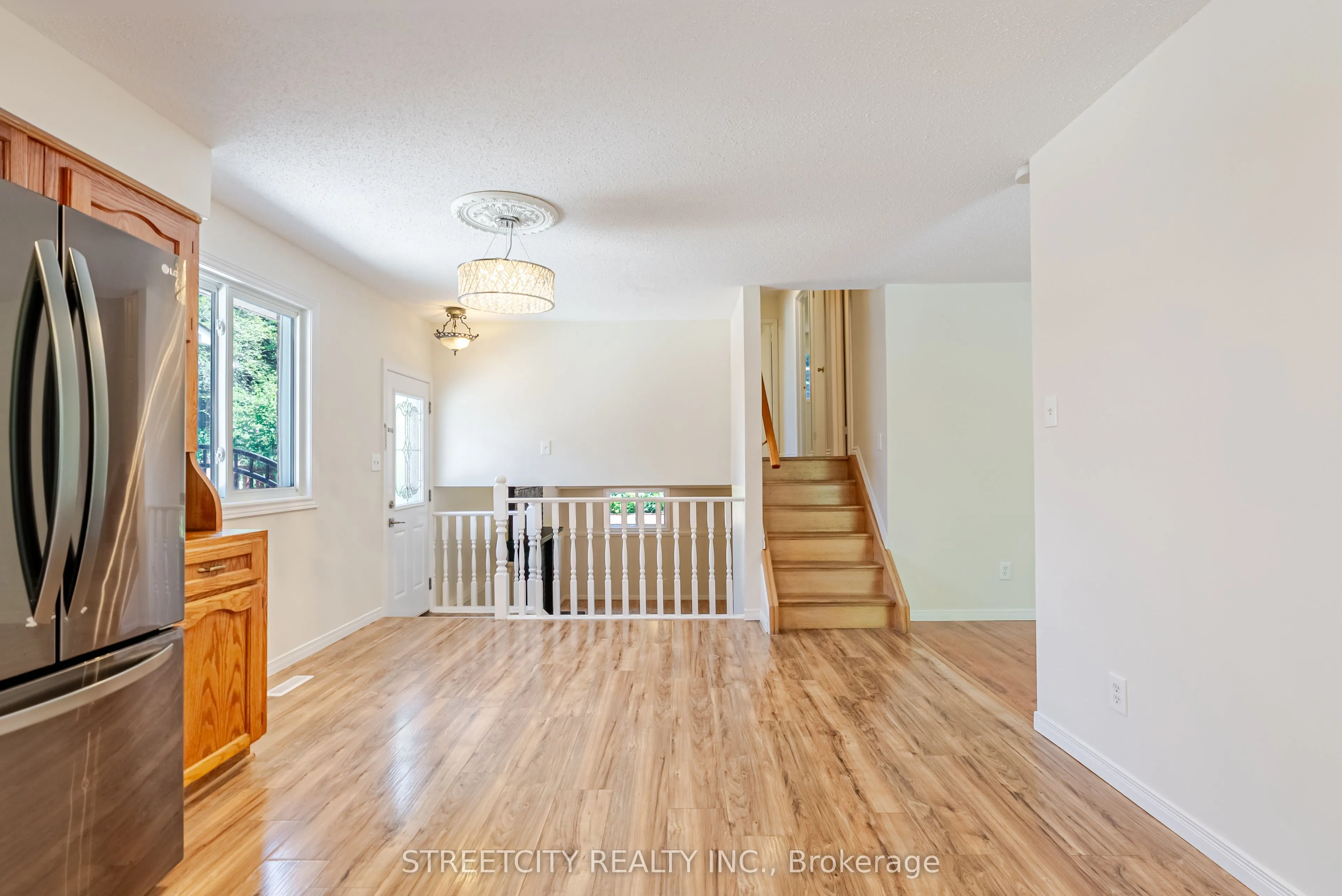 20 Fairchild Crescent