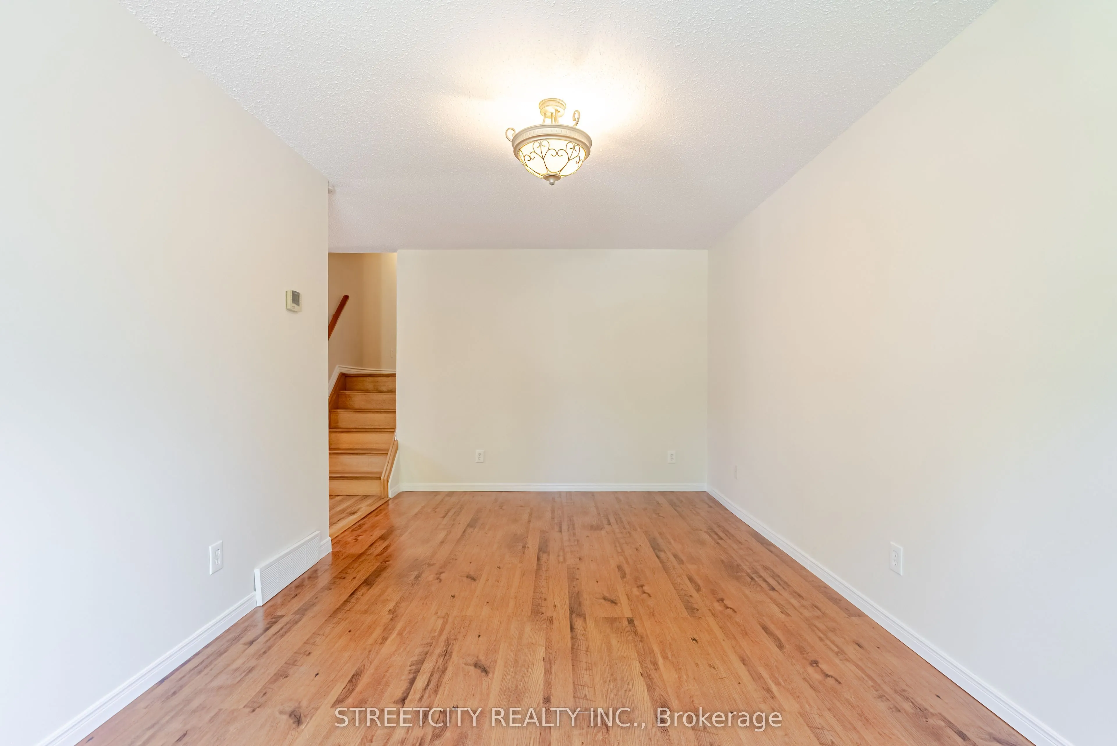 20 Fairchild Crescent
