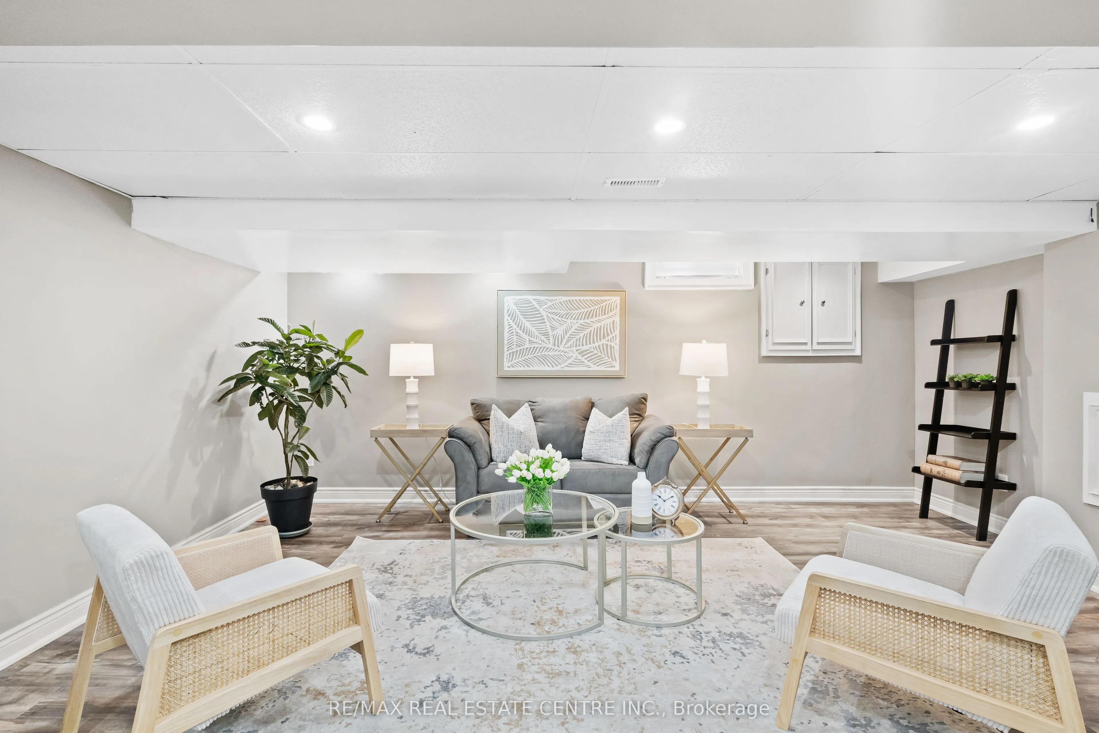 20 Driftwood Place