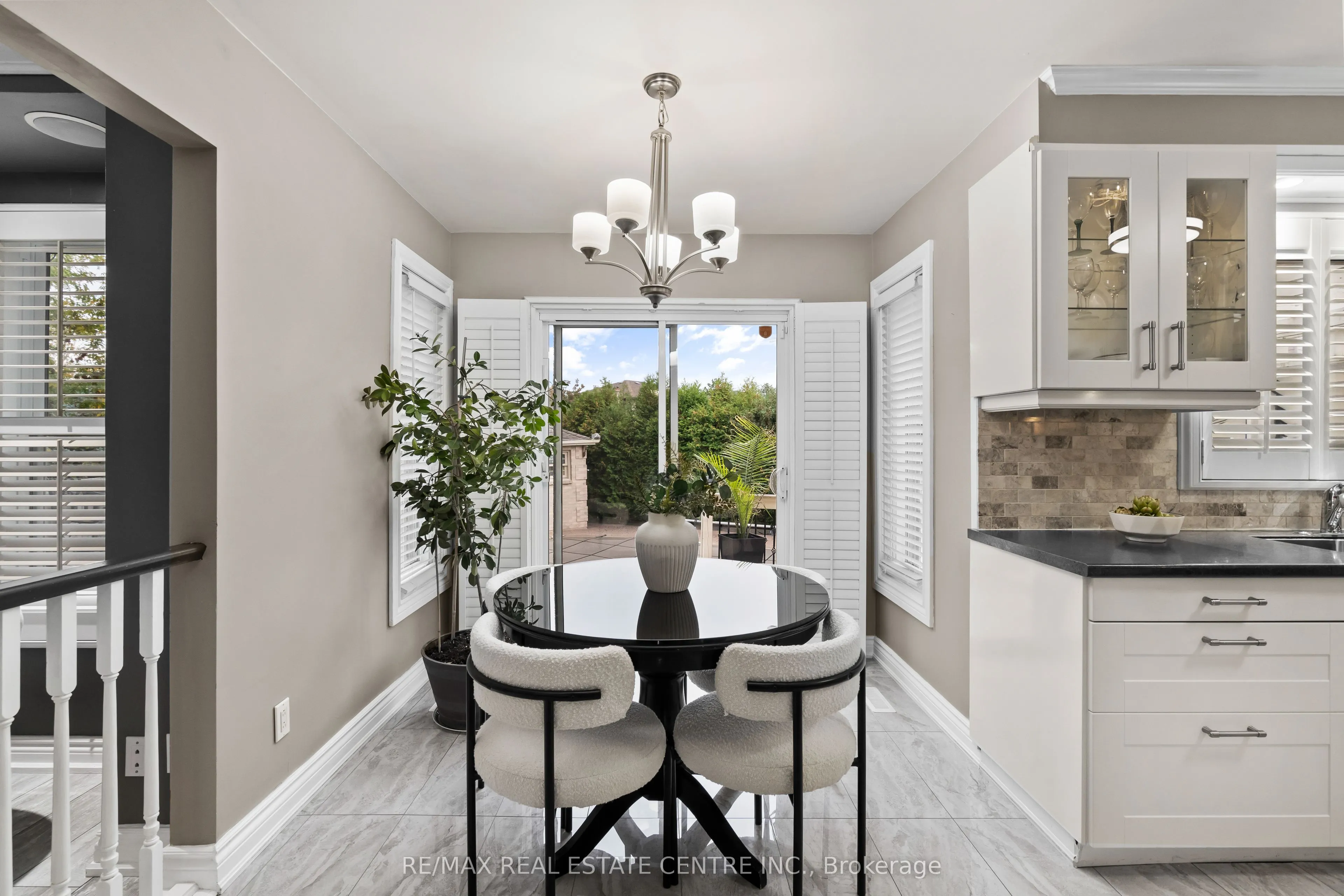 20 Driftwood Place