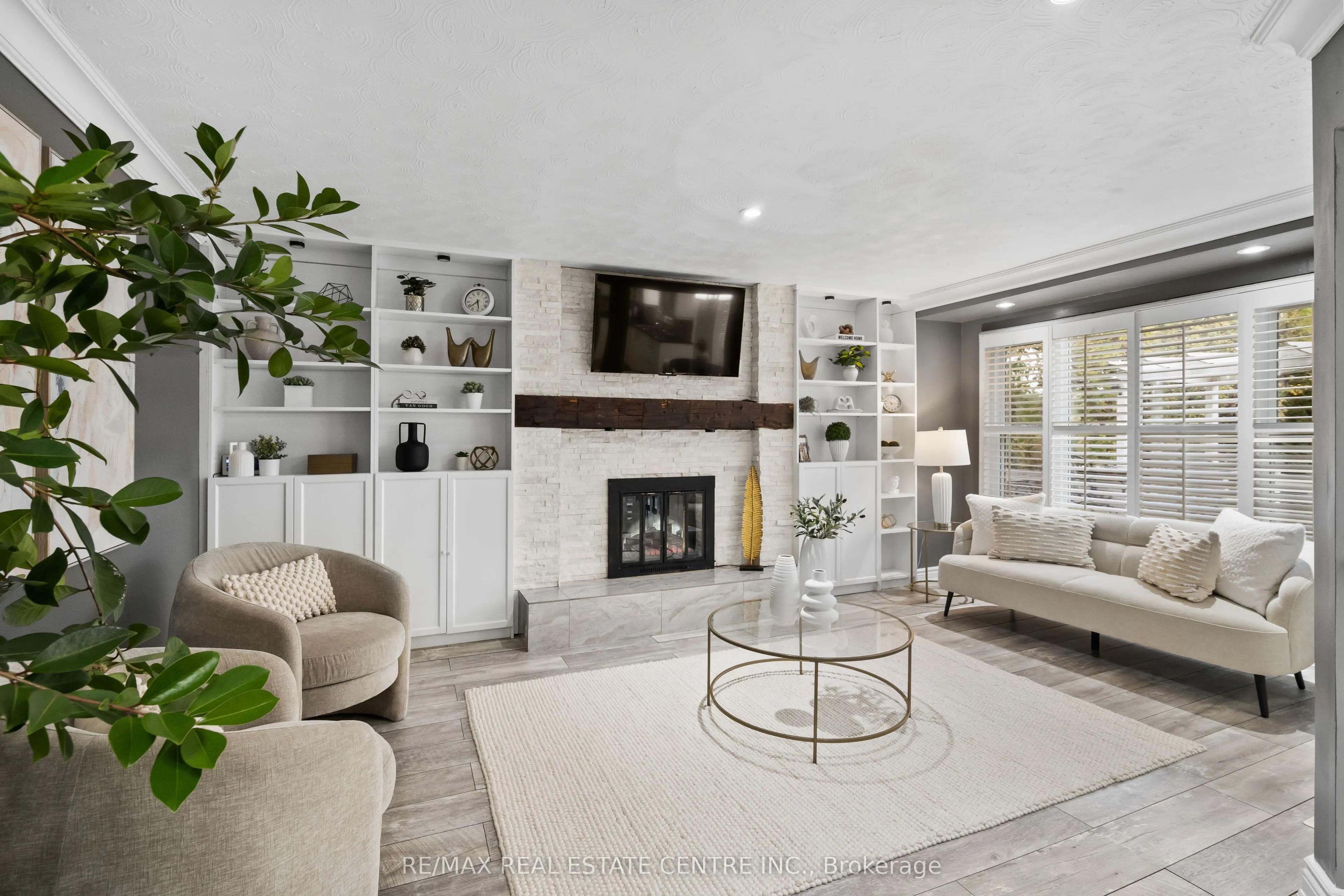 20 Driftwood Place