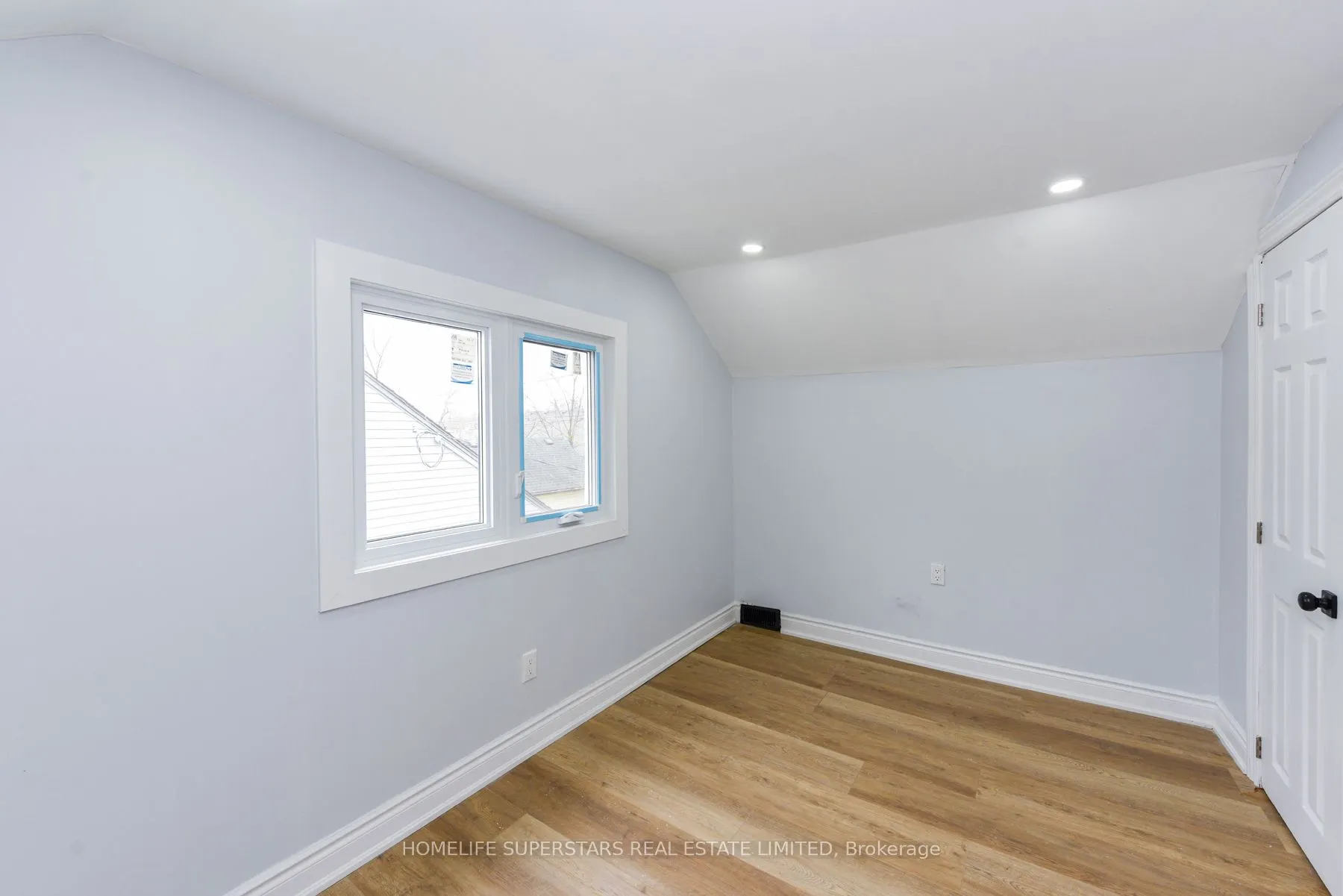 15 Dover Road