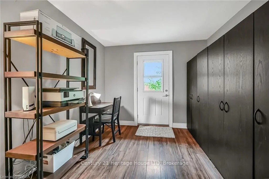 21 Burdock Boulevard