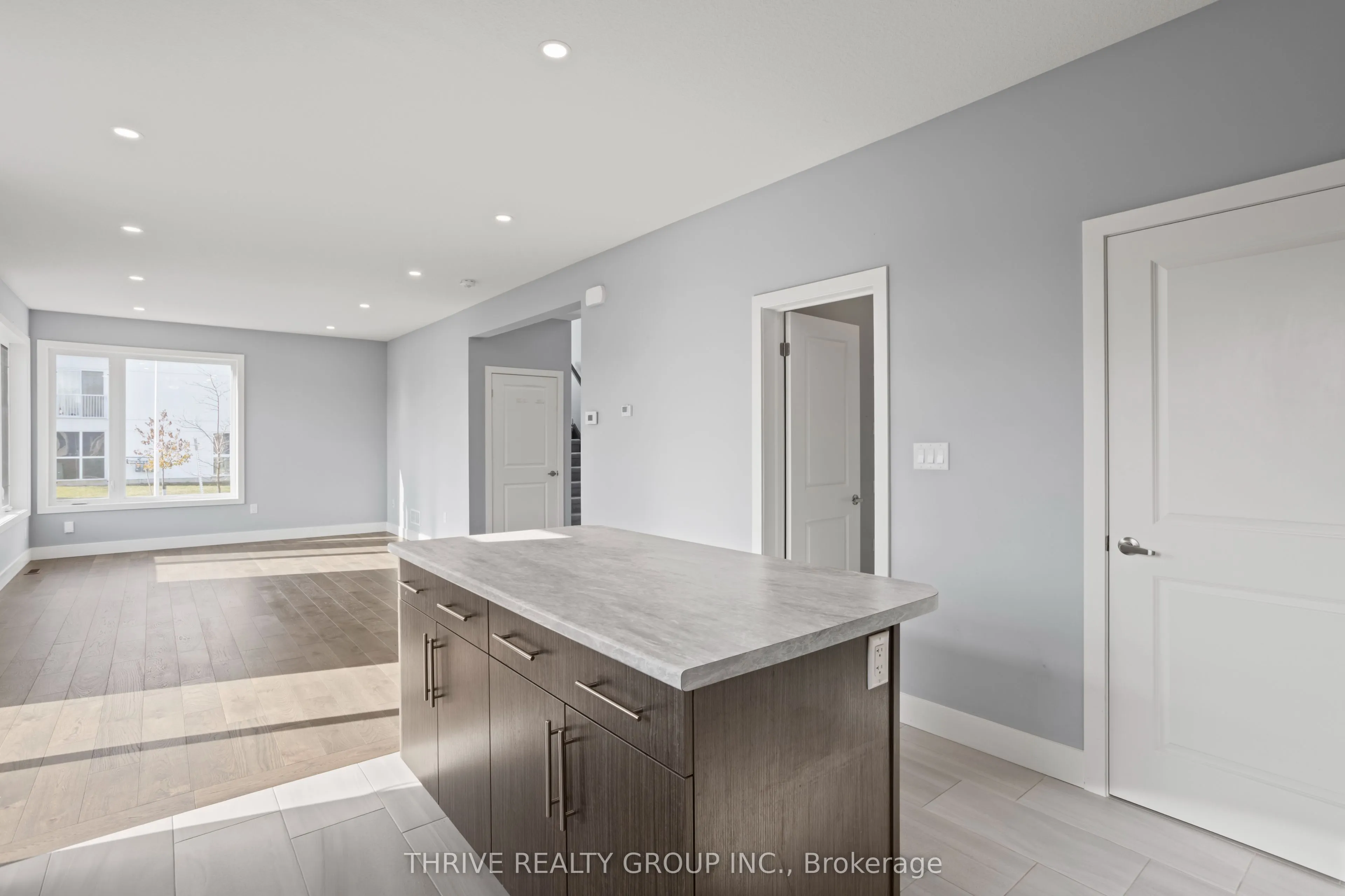 300 Edgevalley Road