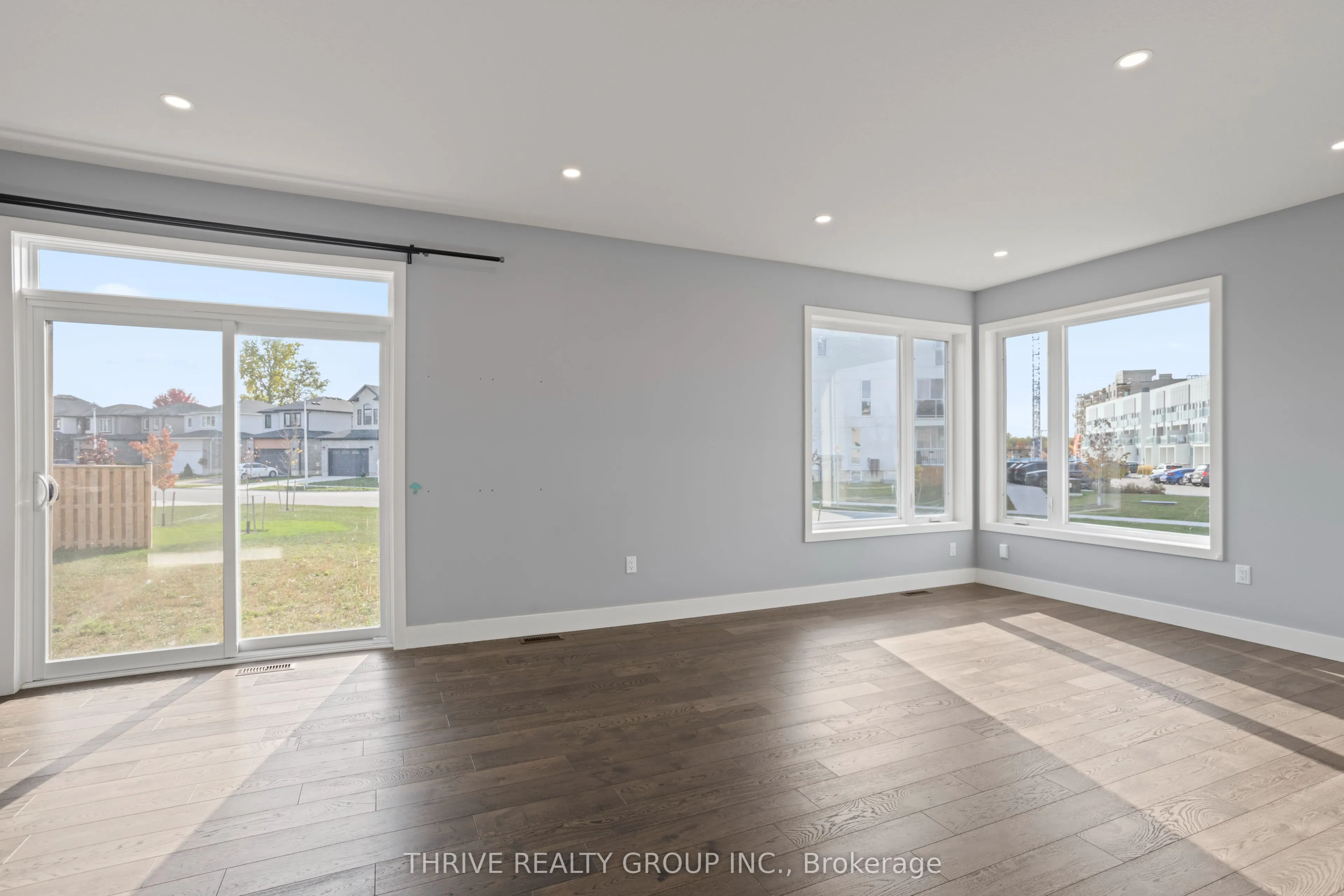300 Edgevalley Road