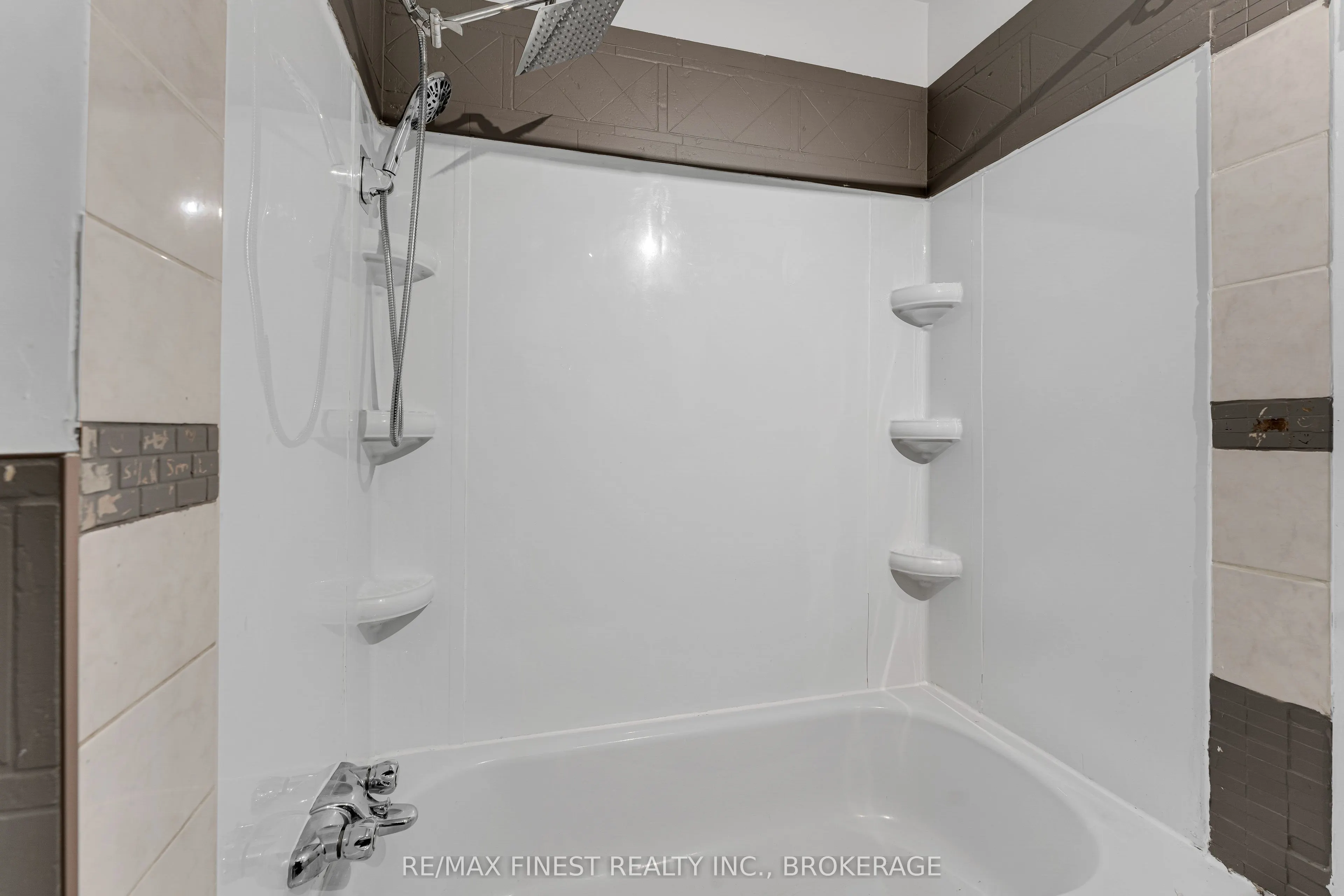 5 Meadow Lane, #5