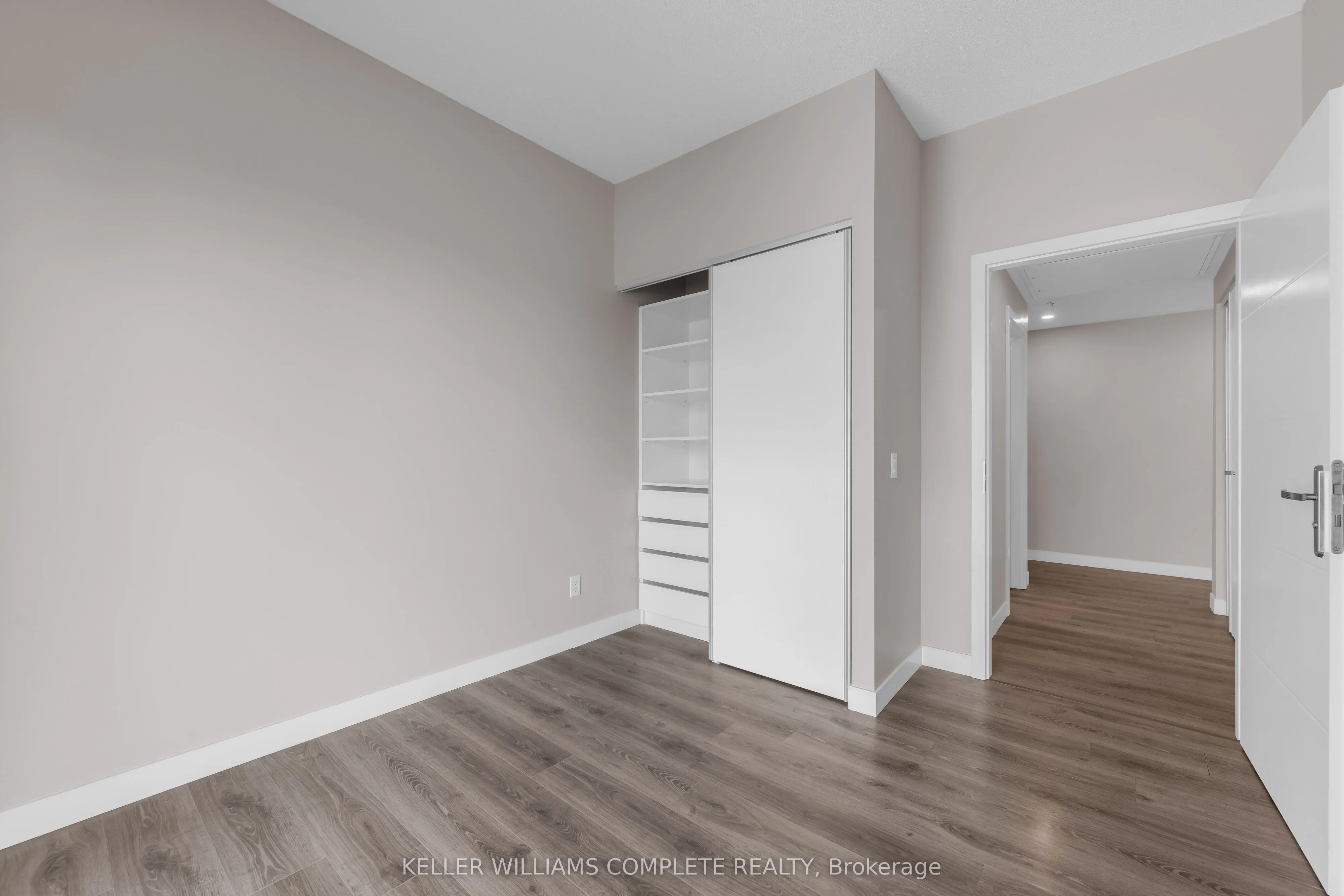 60 Frederick Street, #307