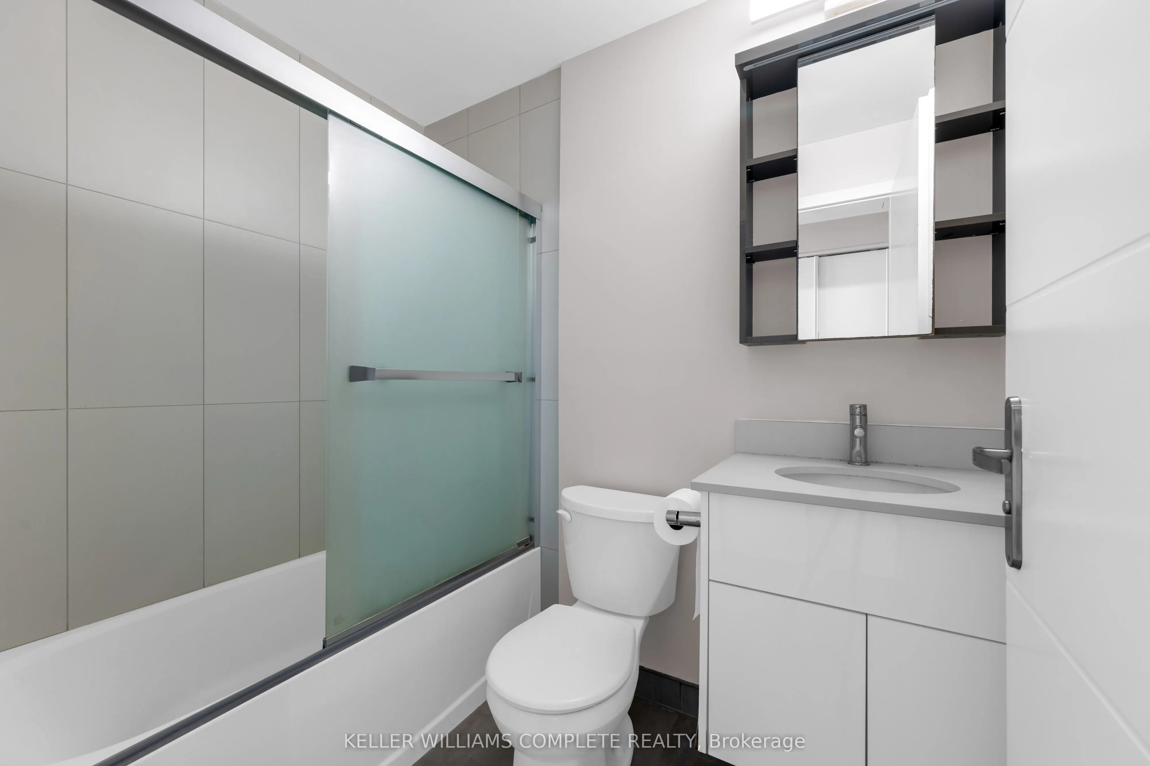60 Frederick Street, #307
