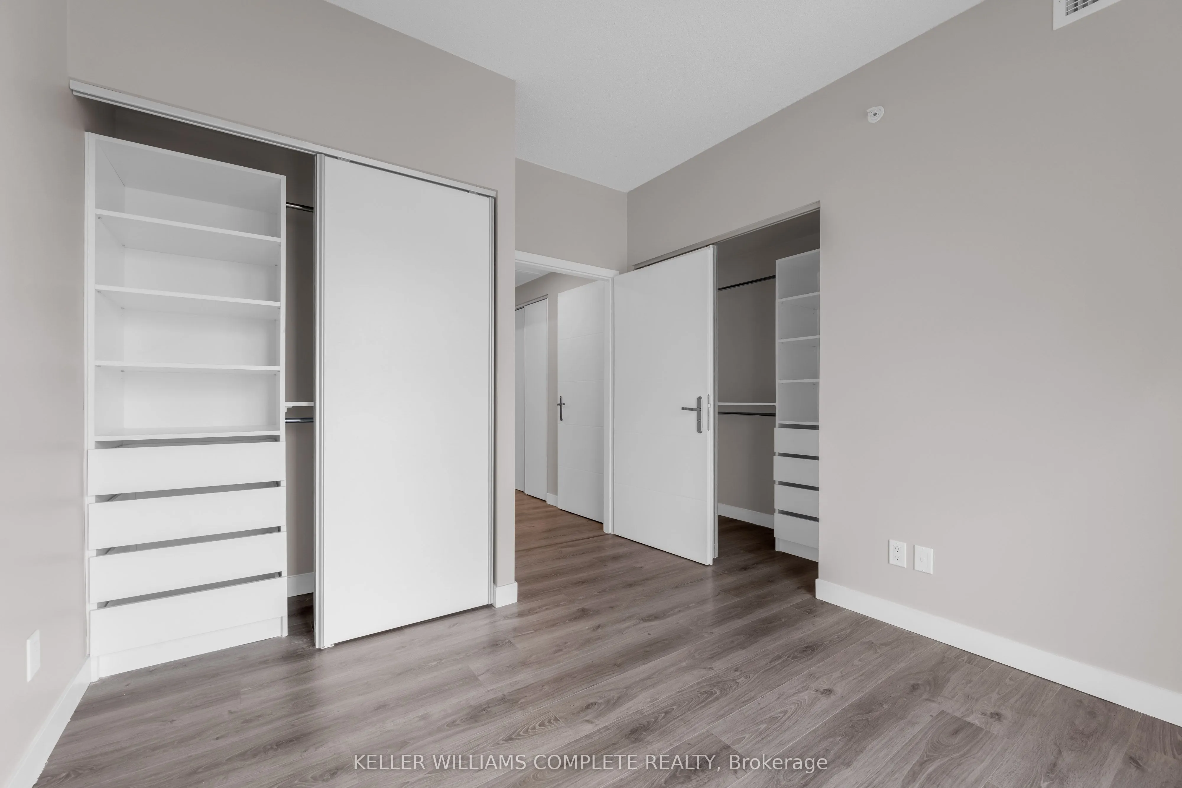 60 Frederick Street, #307