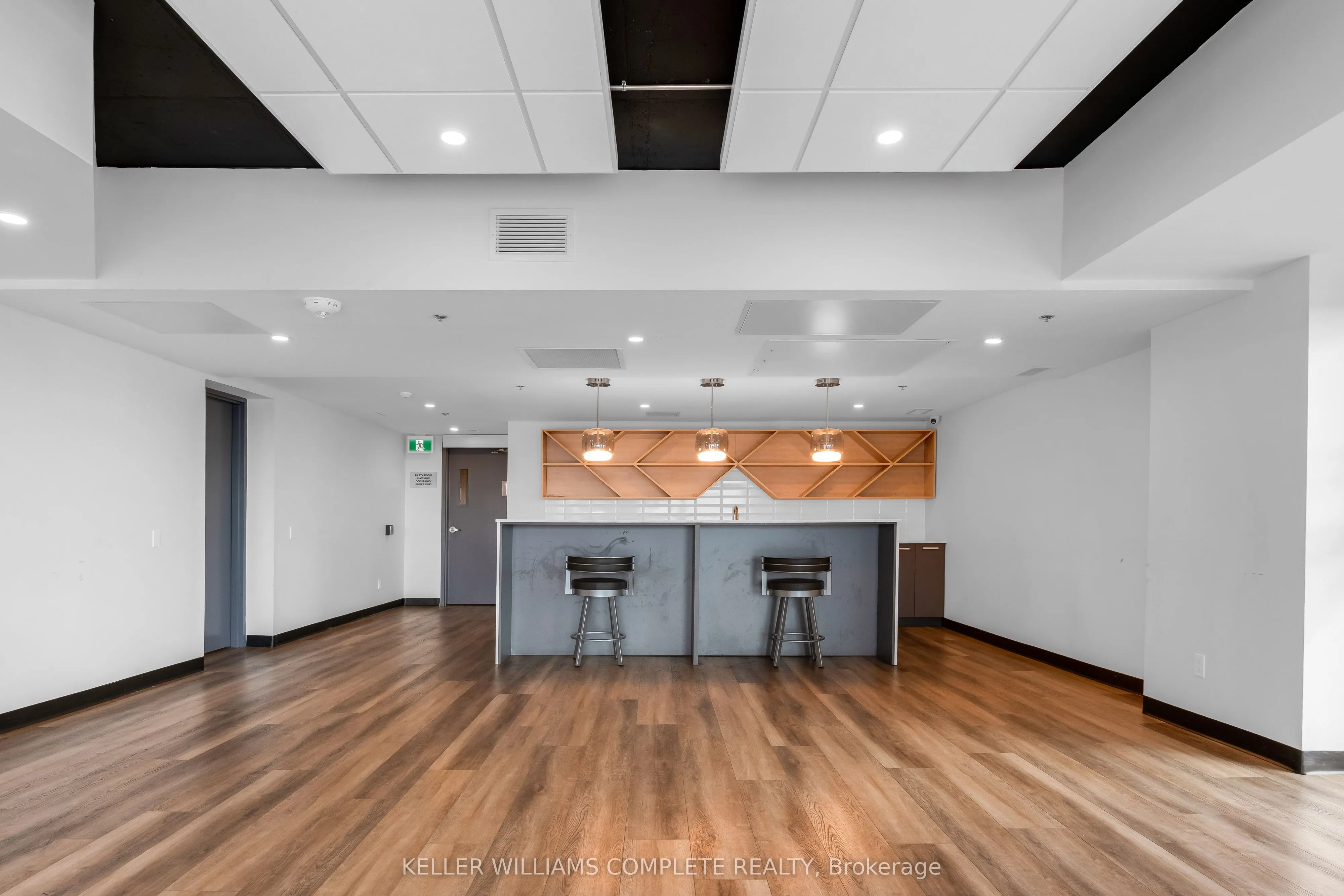 60 Frederick Street, #307