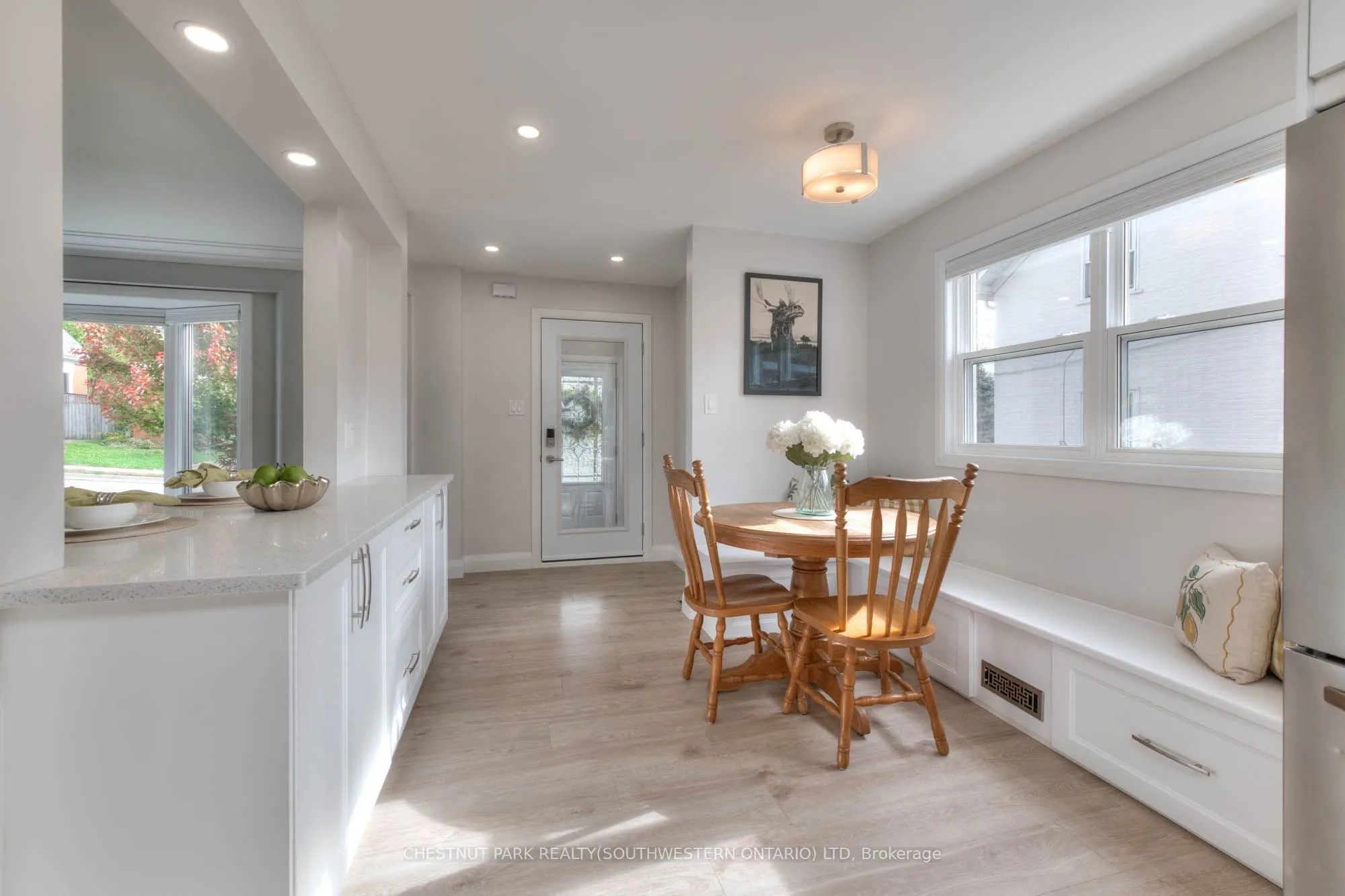 112 Cedar Street S