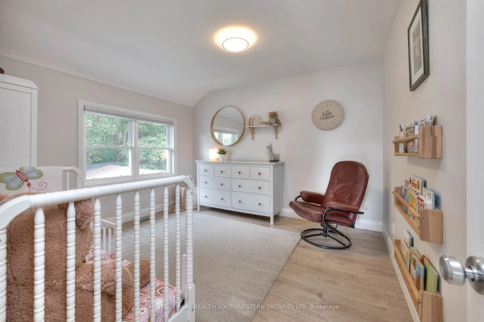 112 Cedar Street S
