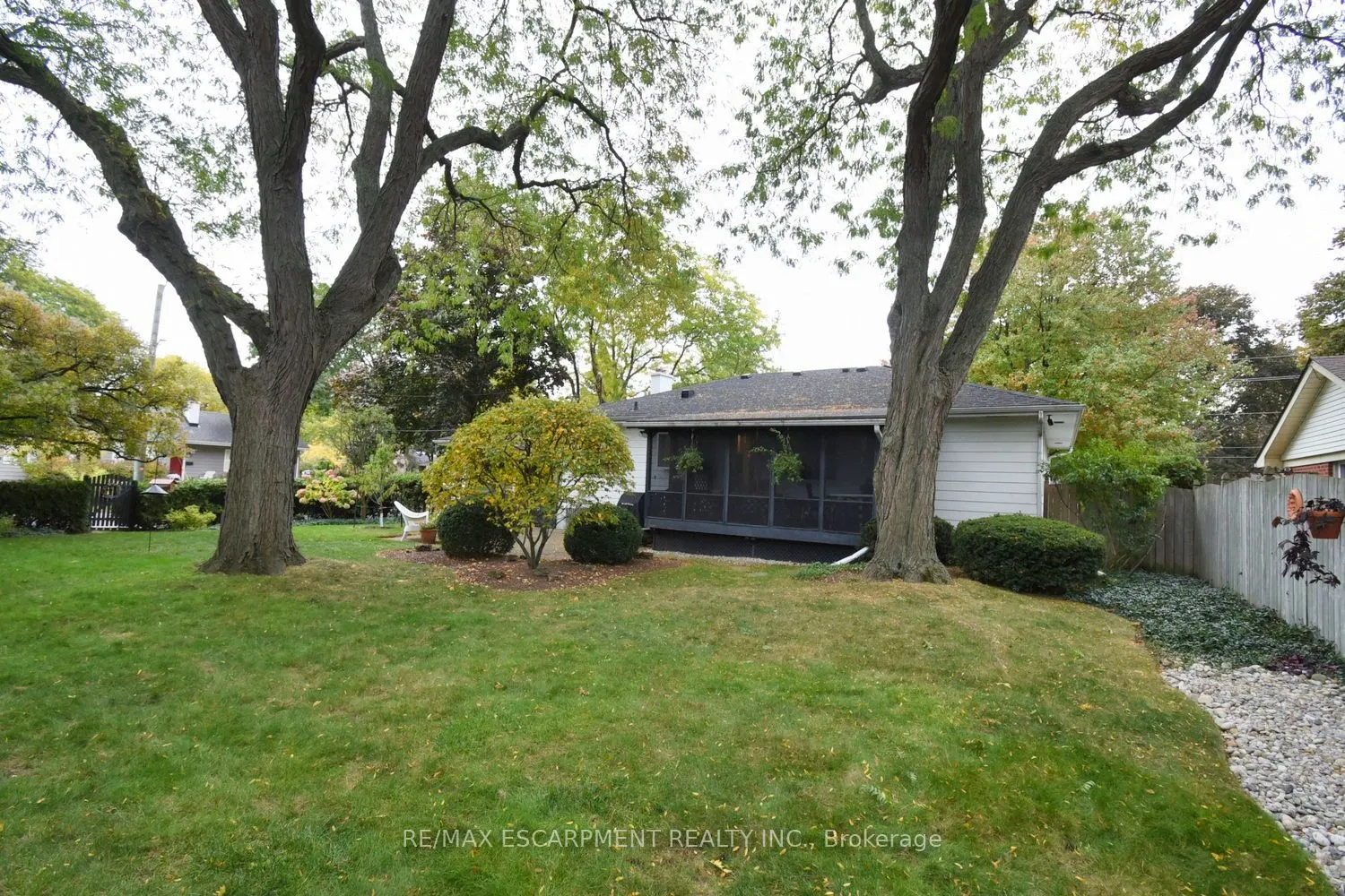 32 Grant Boulevard
