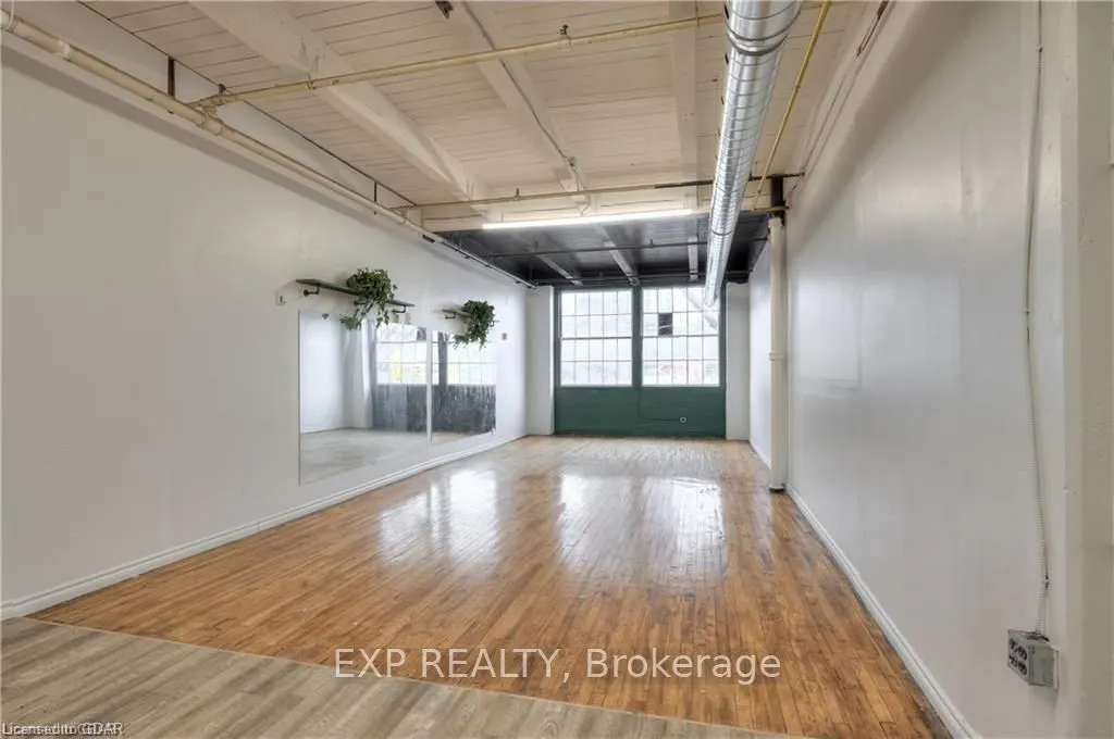 20 Park Hill Road E, #205