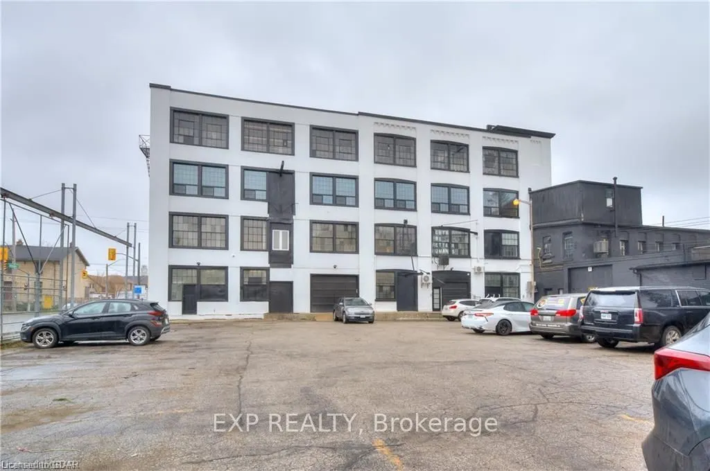 20 Park Hill Road E, #205