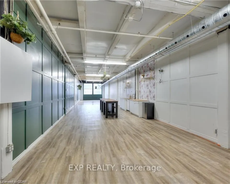 20 Park Hill Road E, #205