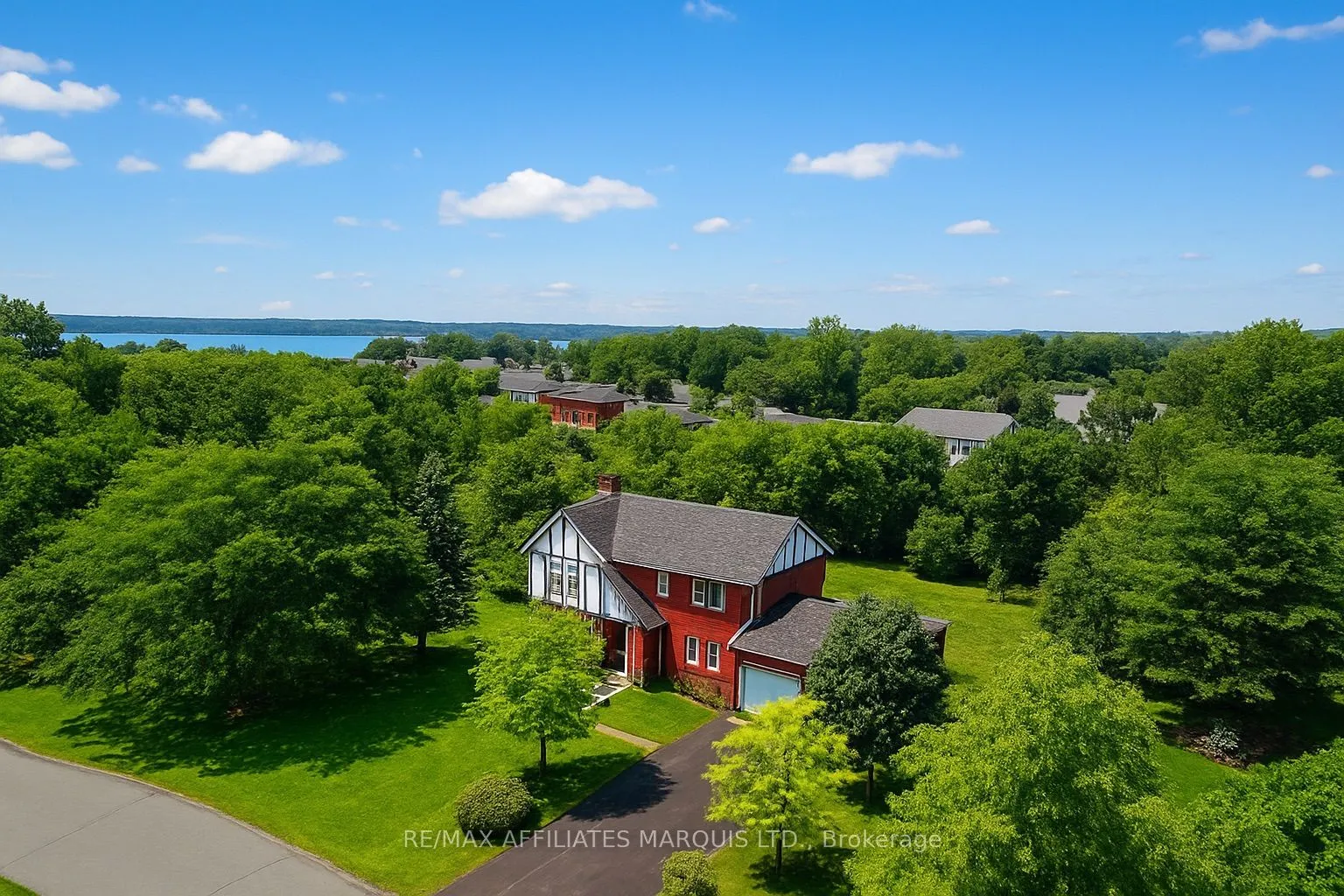 2 Fairholme Drive