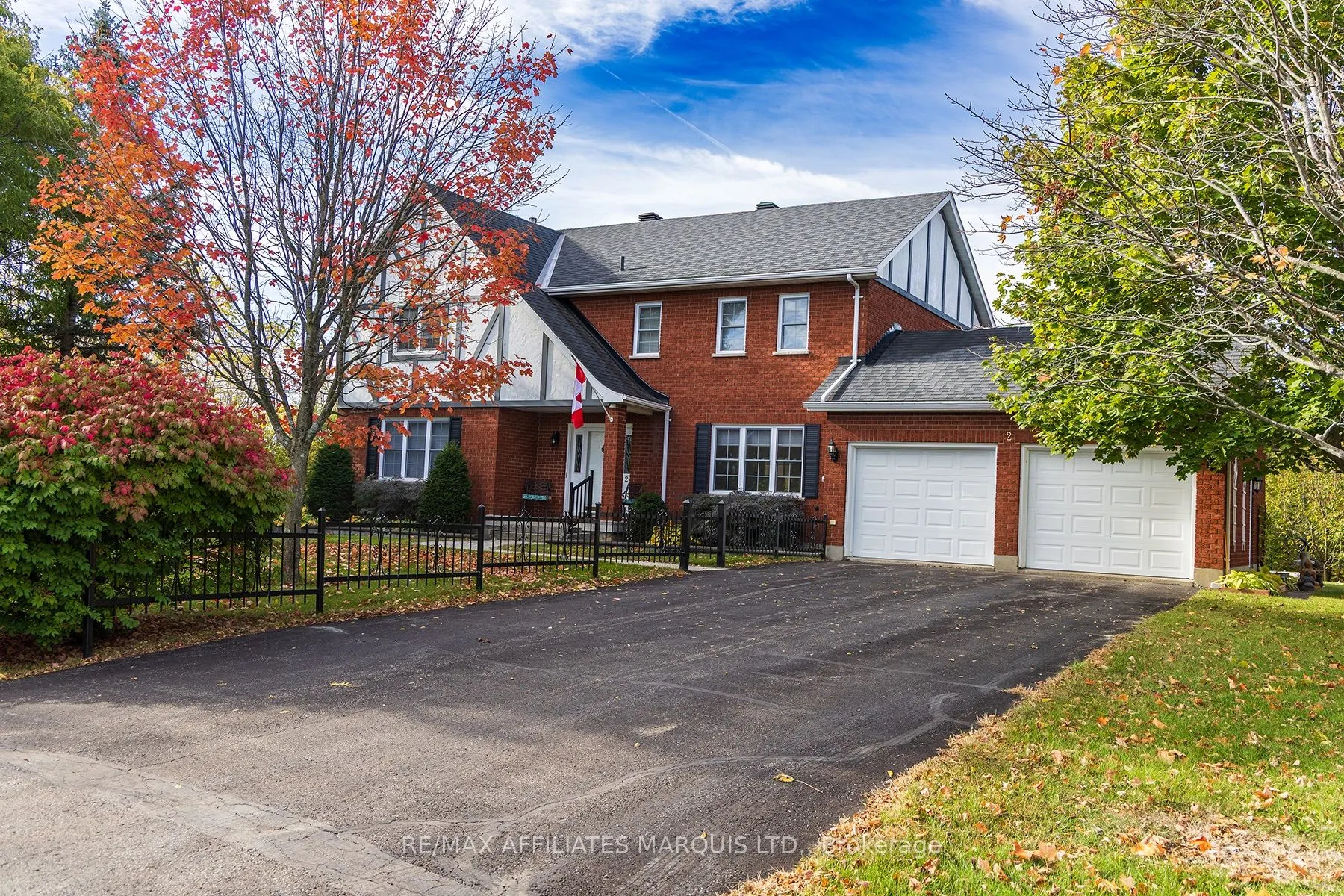 2 Fairholme Drive