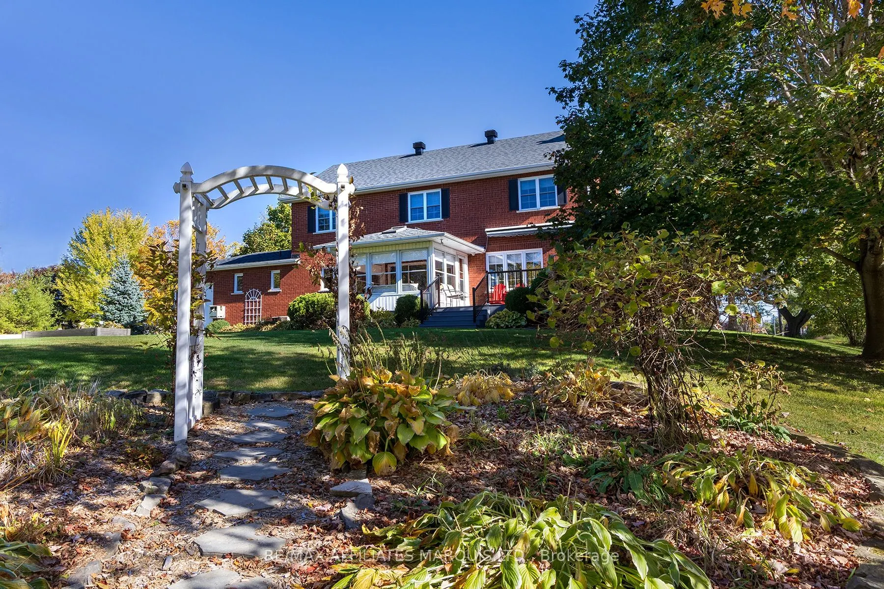 2 Fairholme Drive
