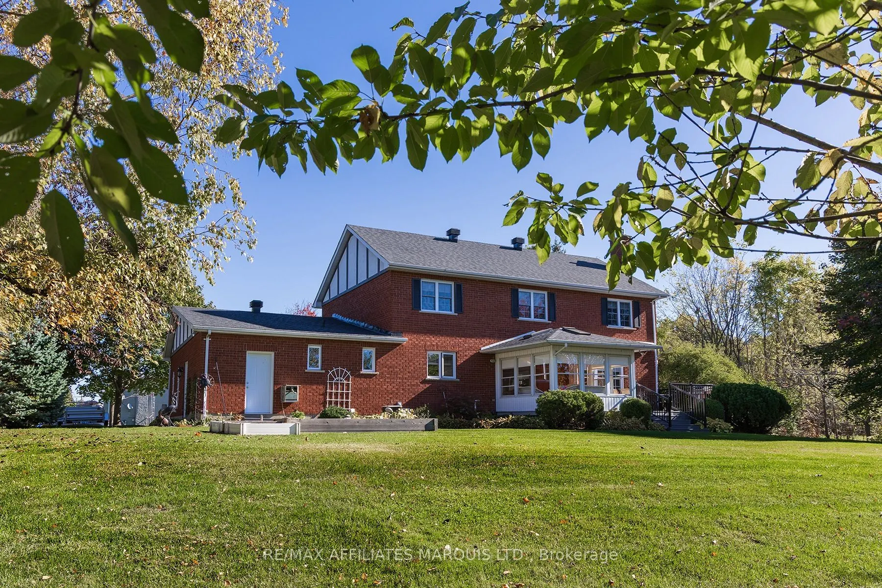 2 Fairholme Drive