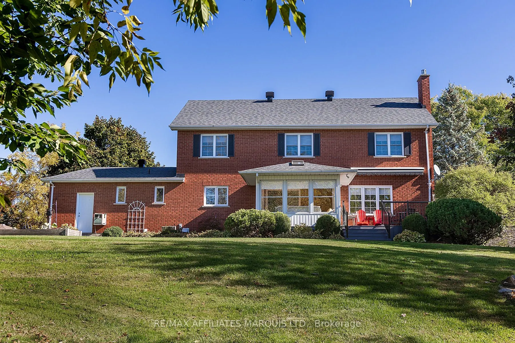 2 Fairholme Drive