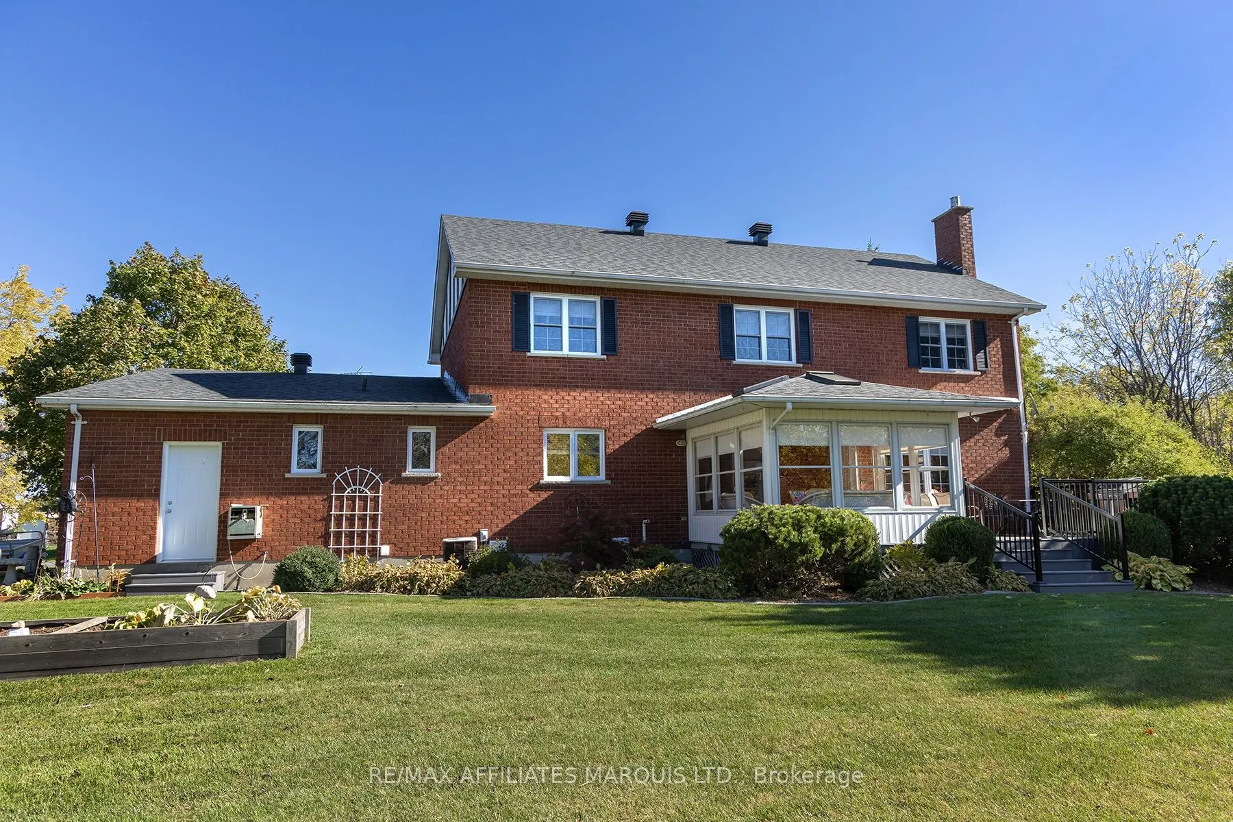 2 Fairholme Drive