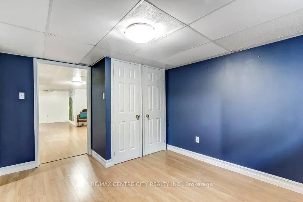 2 Aldersbrook Crescent