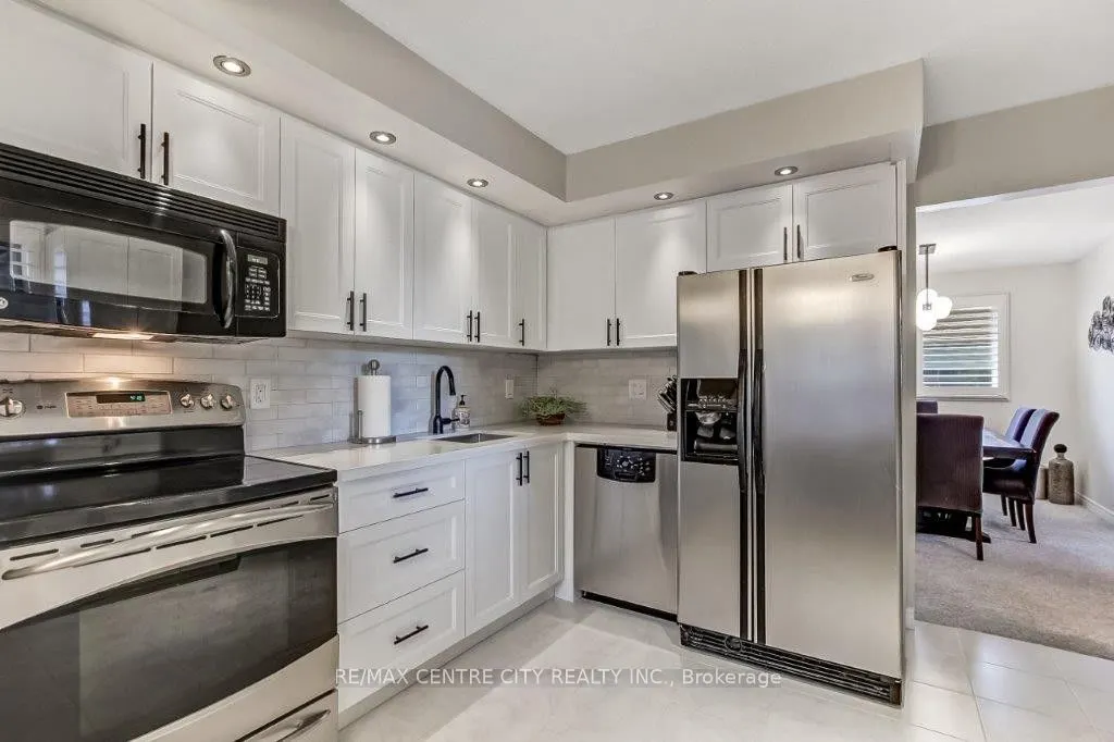 2 Aldersbrook Crescent