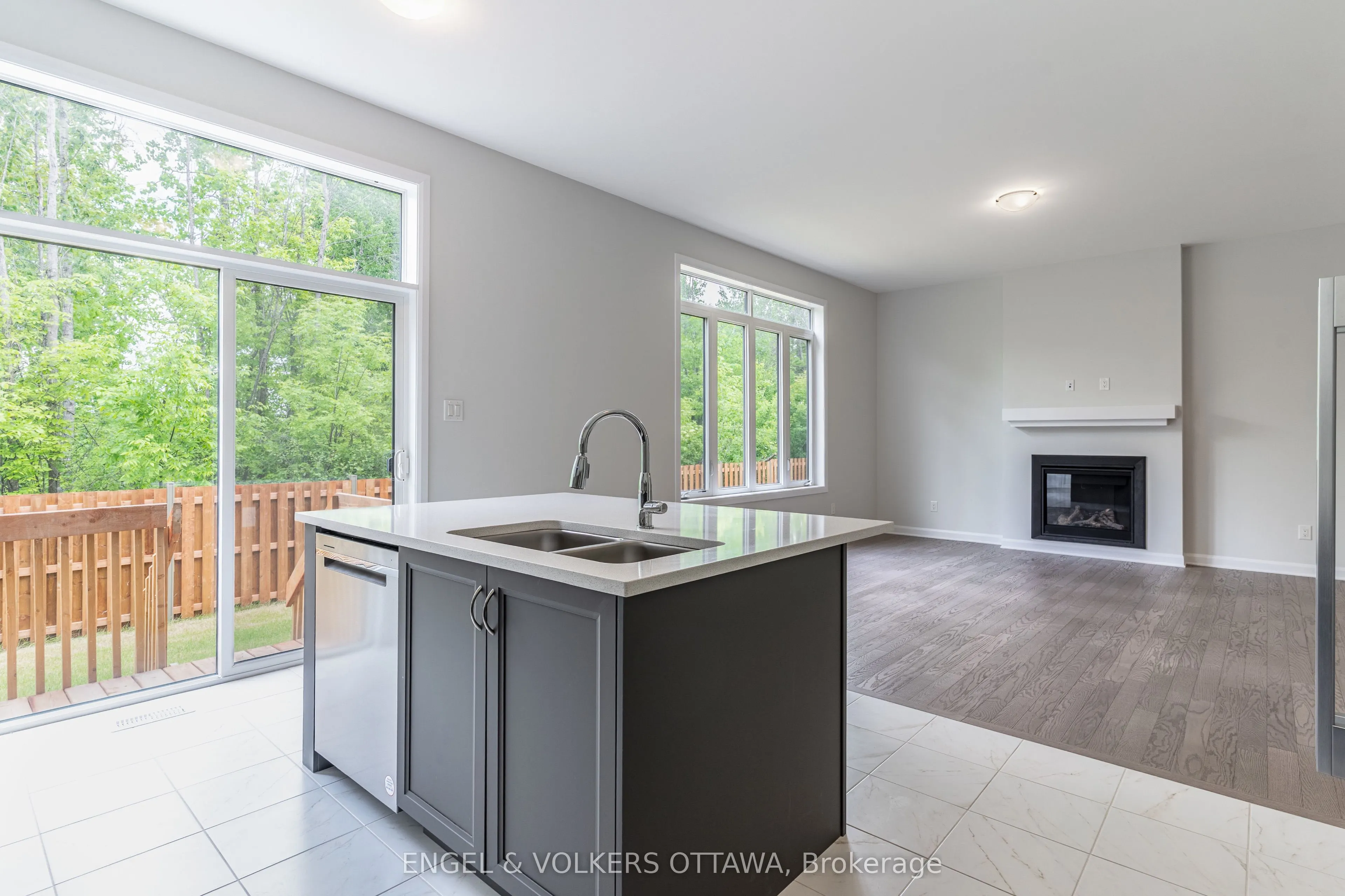 333 Elsie Macgill Walk