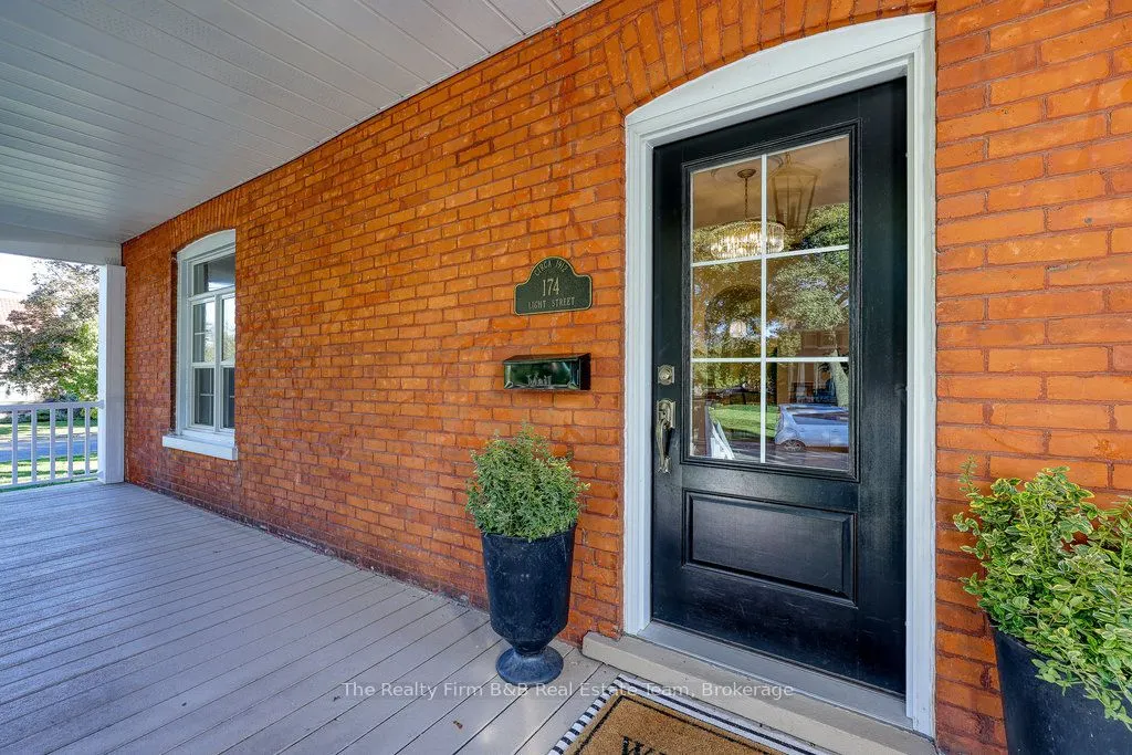 174 Light Street