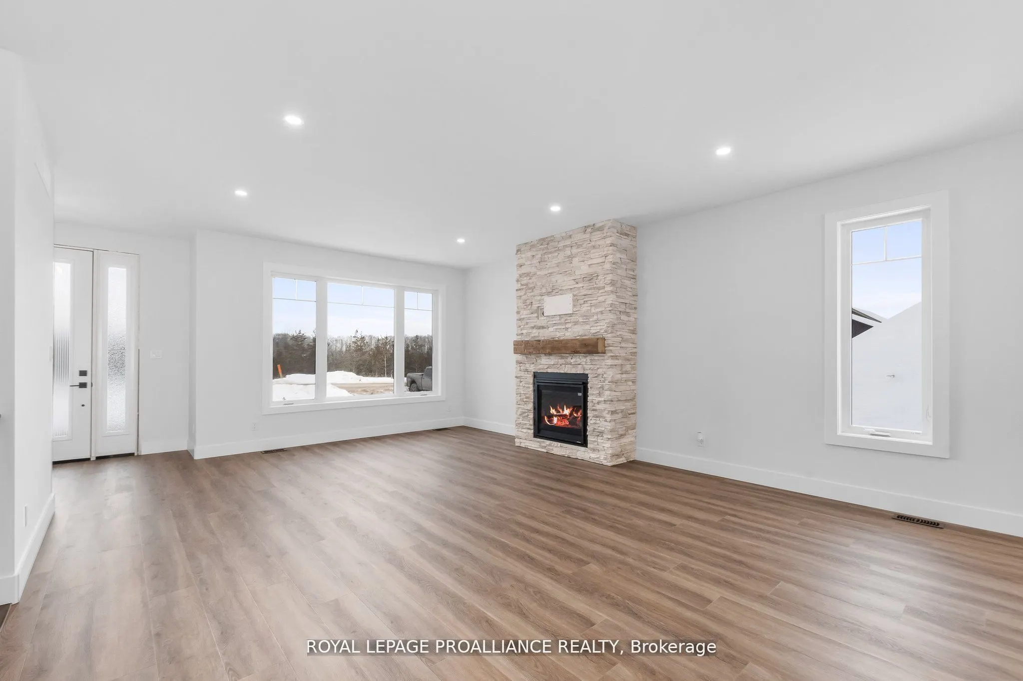 38 Riverside Trail