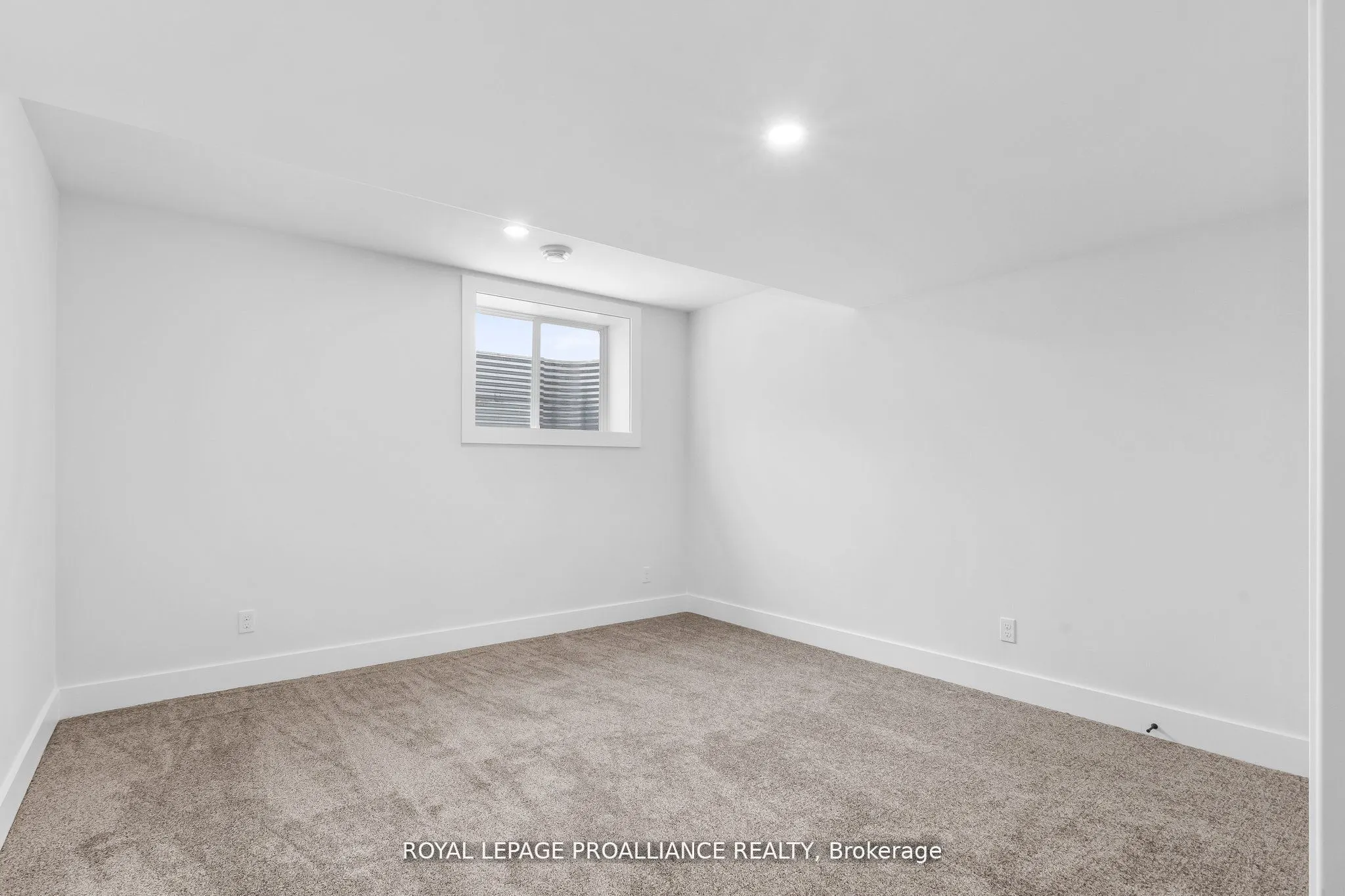 38 Riverside Trail