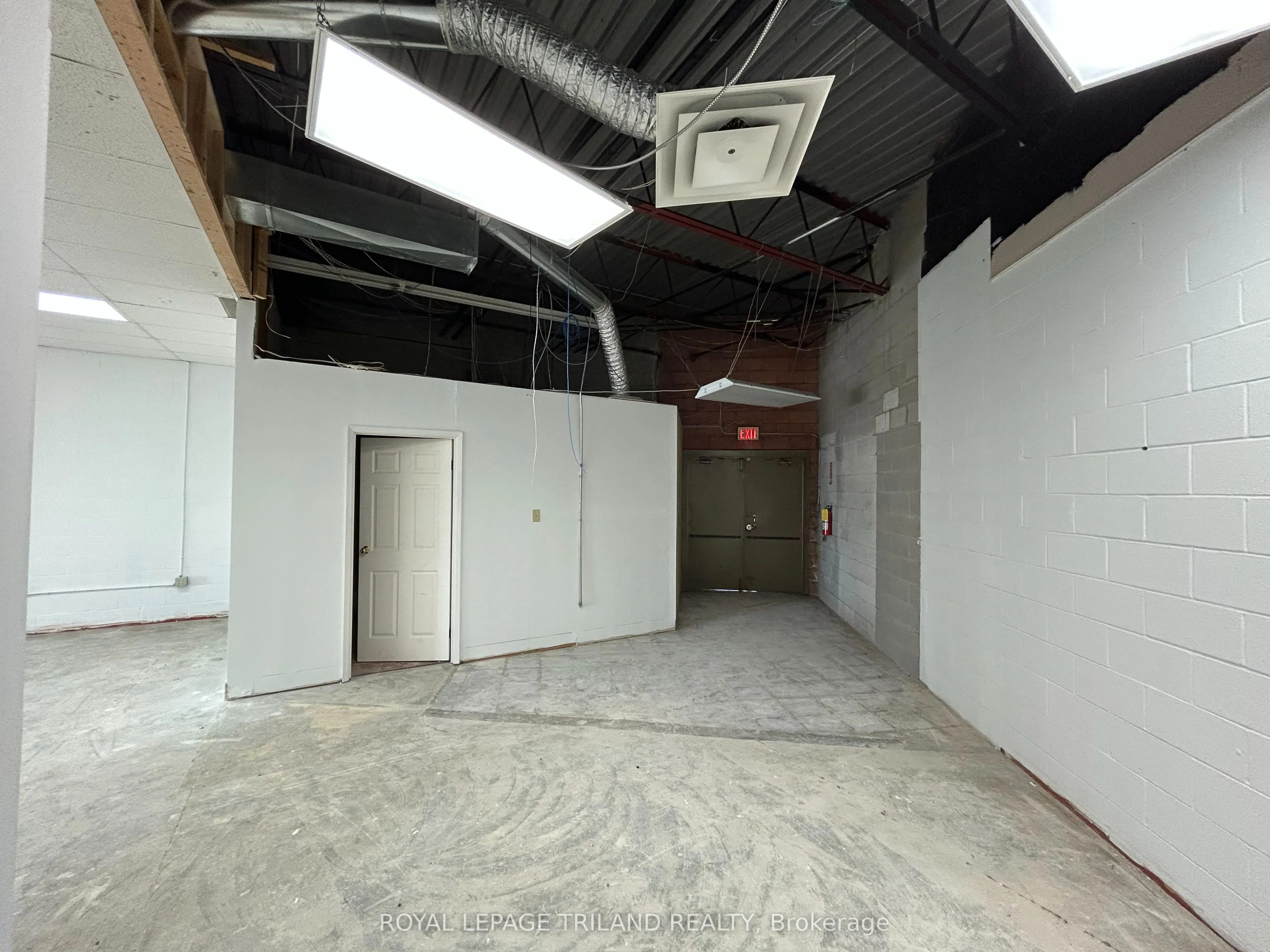 1398 WELLINGTON Road, #30