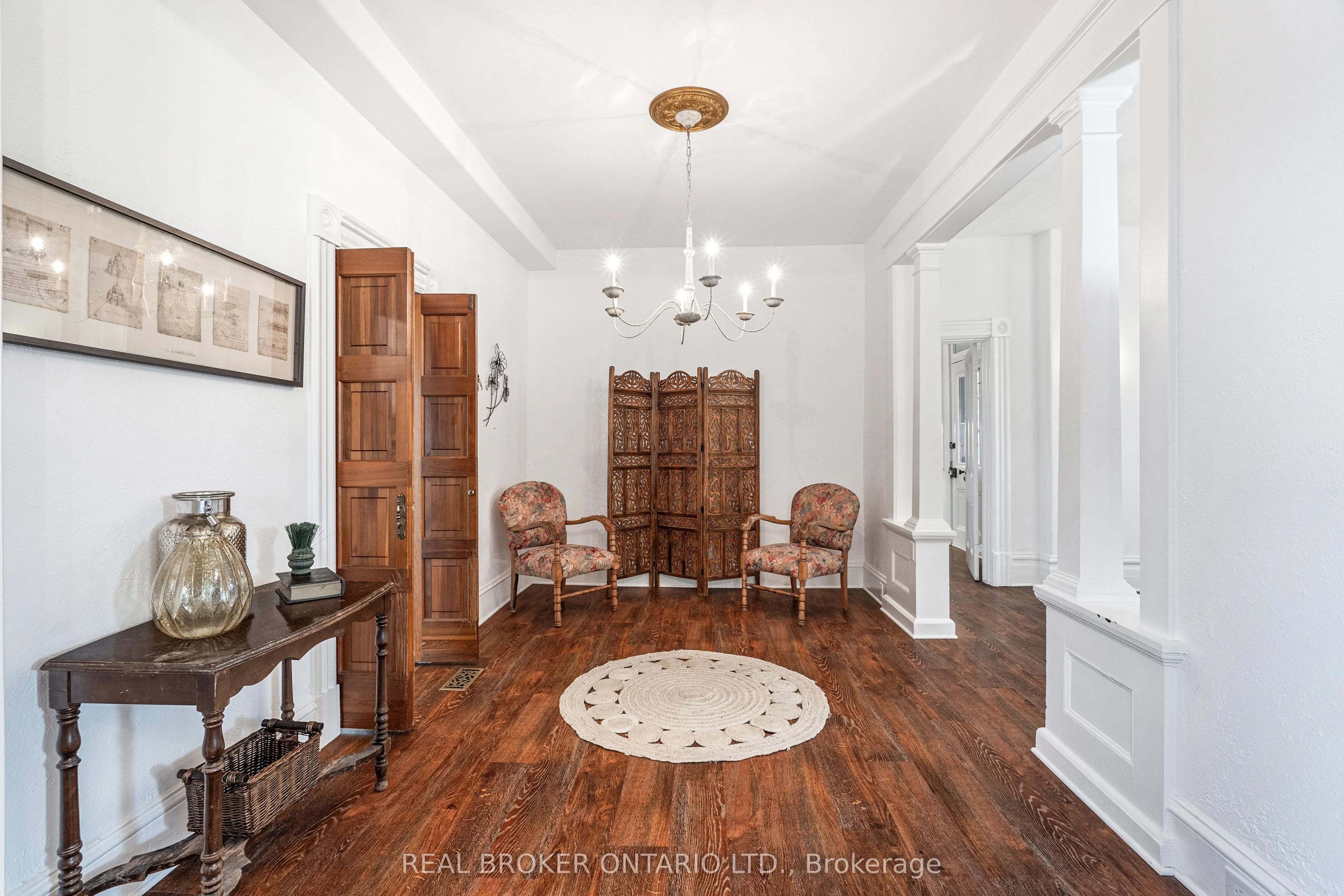 74 LAKE Avenue W