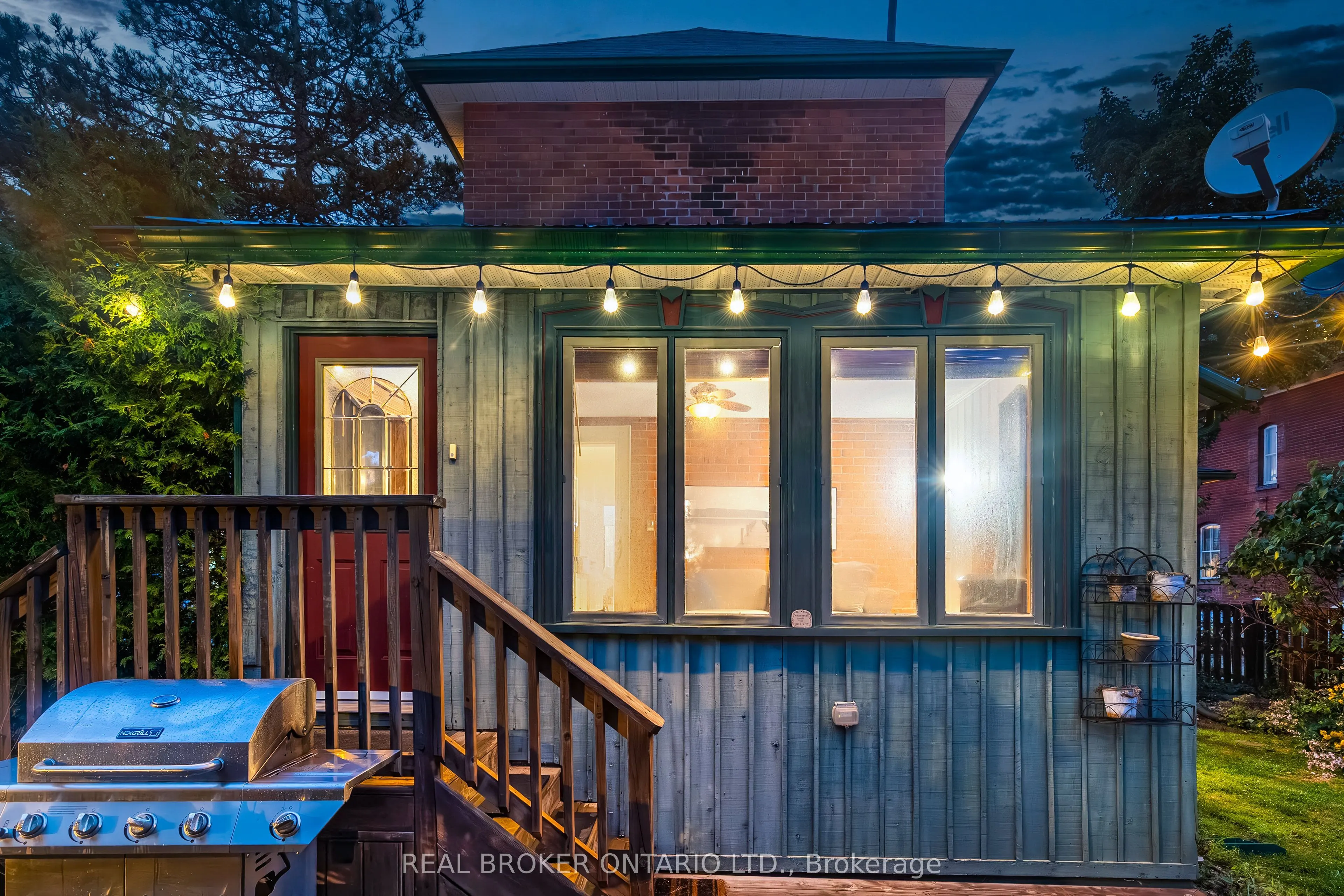 74 LAKE Avenue W