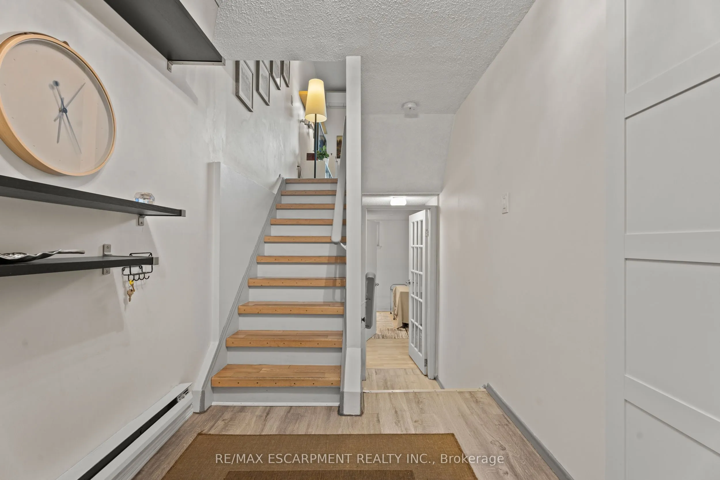 1967 Main Street W, #7