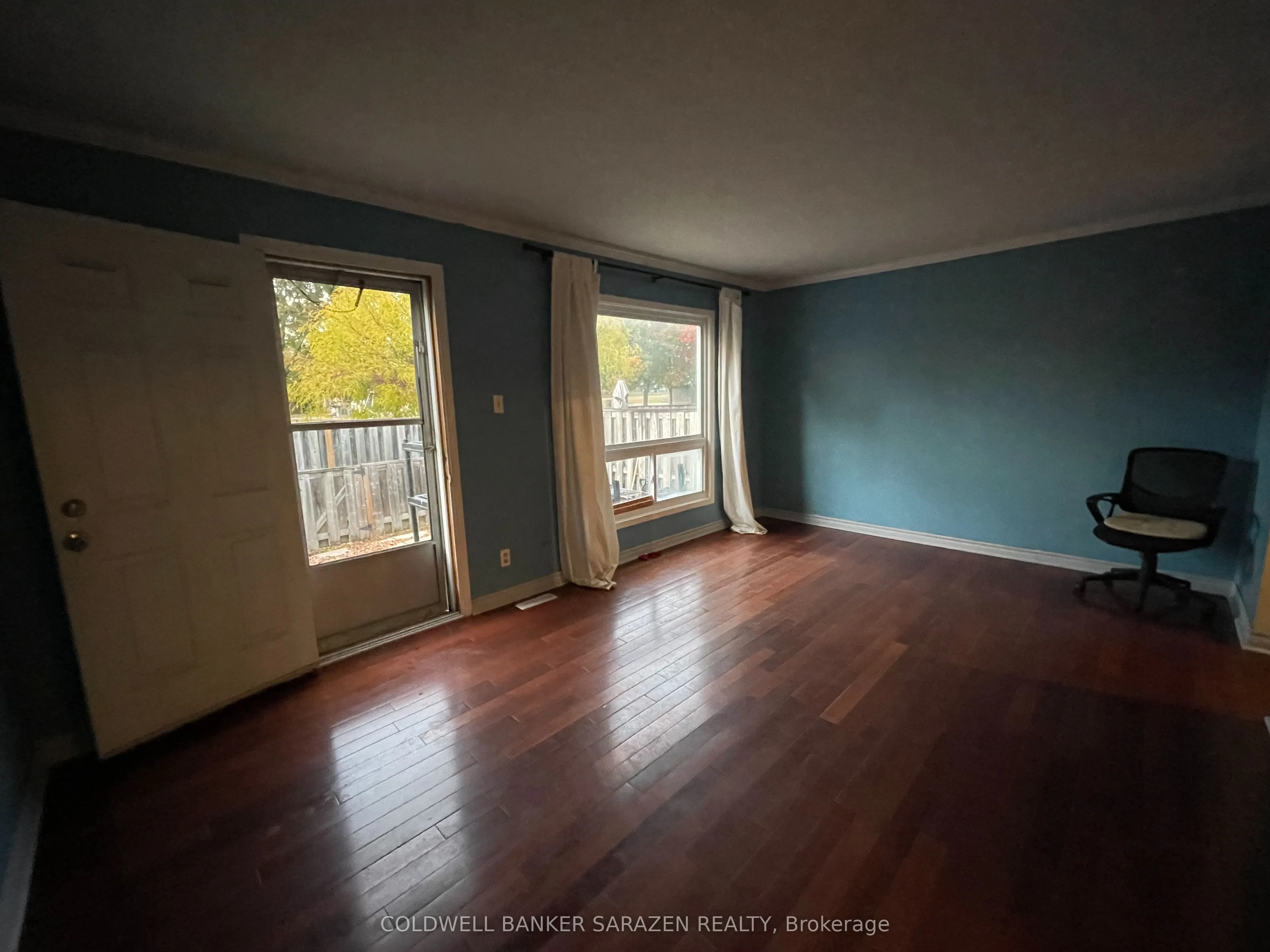4868 Hendon Way, #10