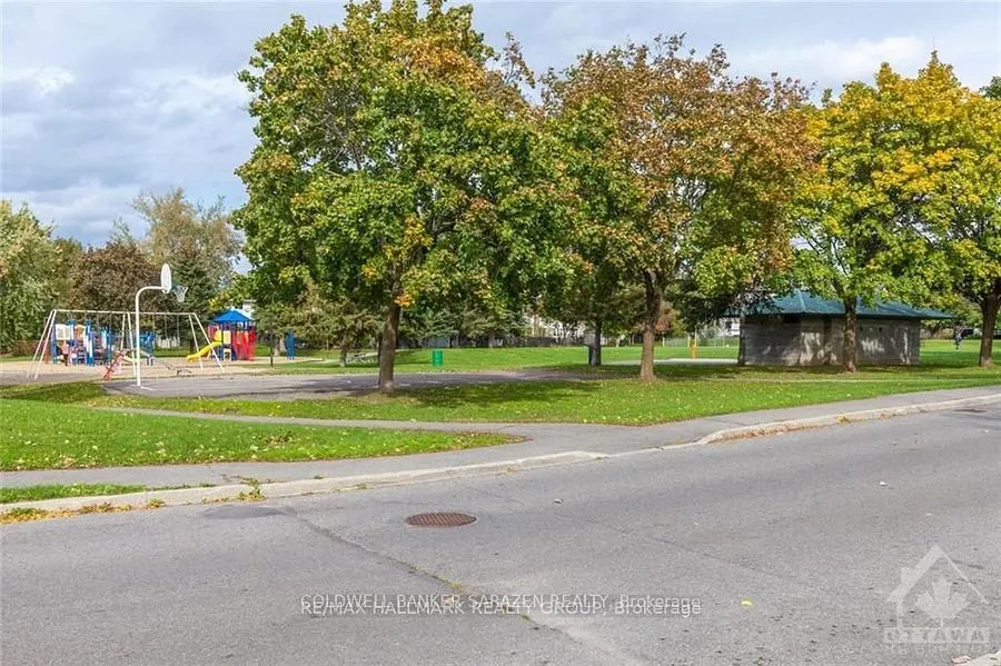 4868 Hendon Way, #10