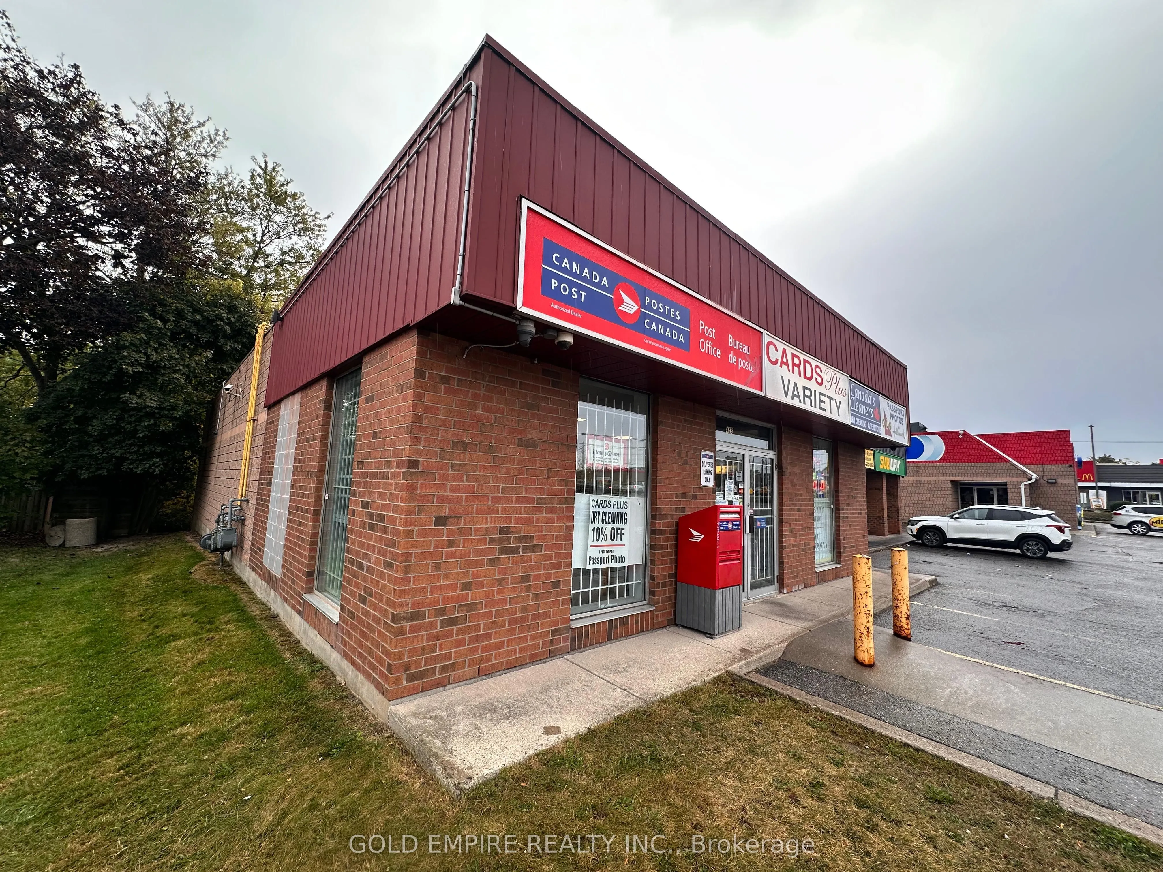 456 Wharncliffe Road S, #4