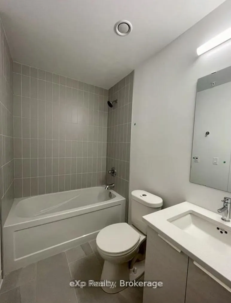 120 HURON Street, #205