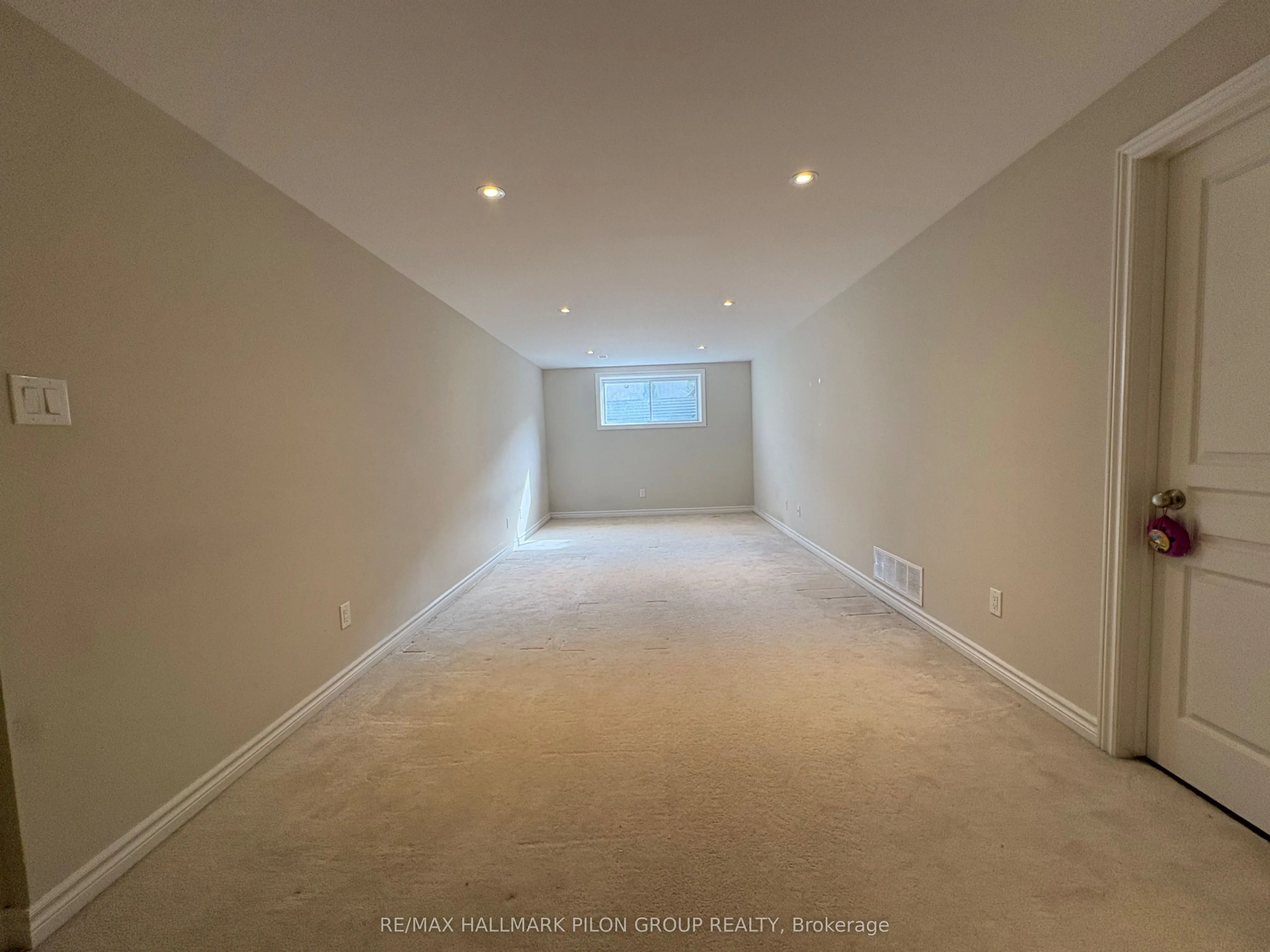 324 Rainrock Crescent