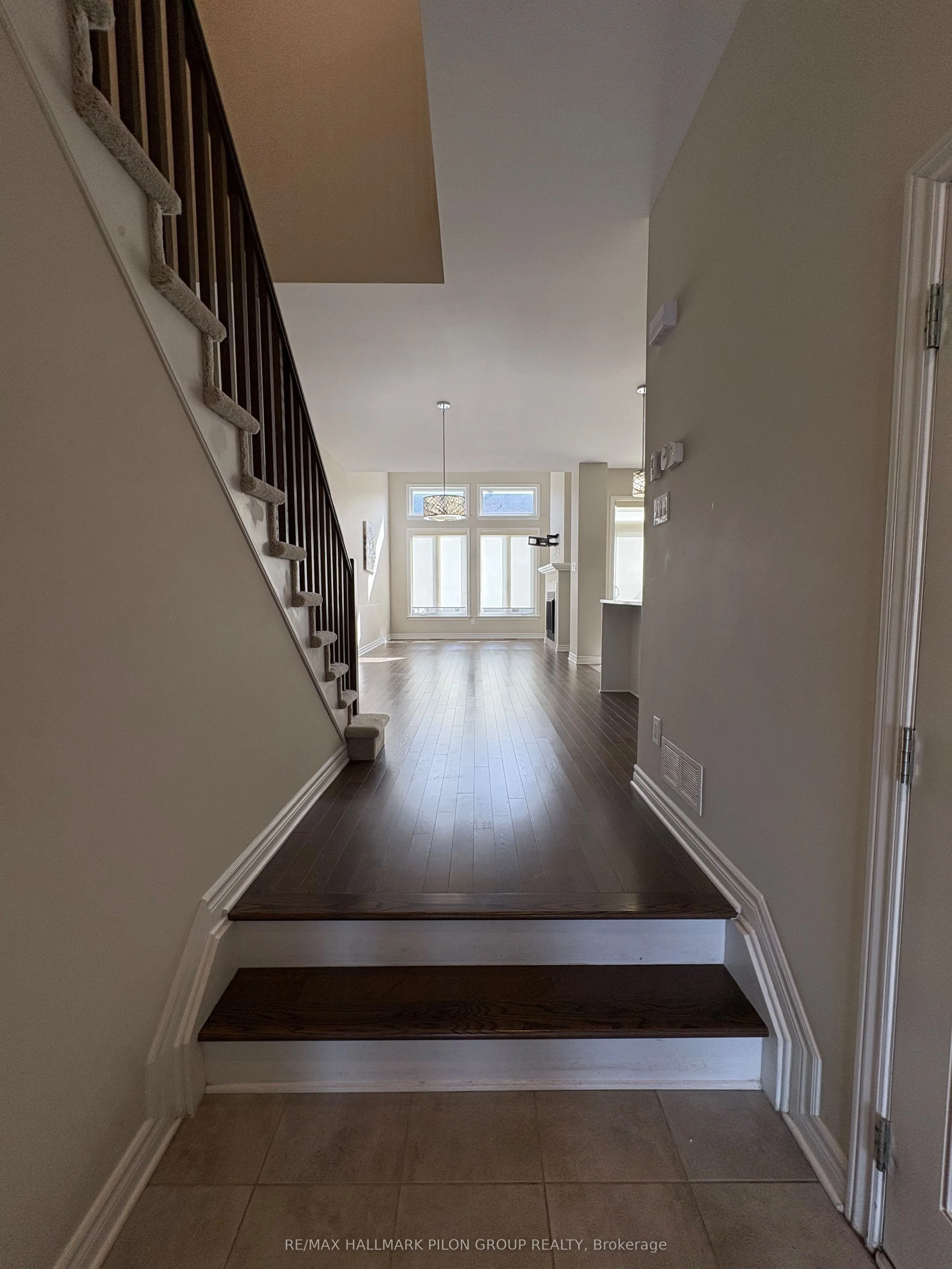 324 Rainrock Crescent
