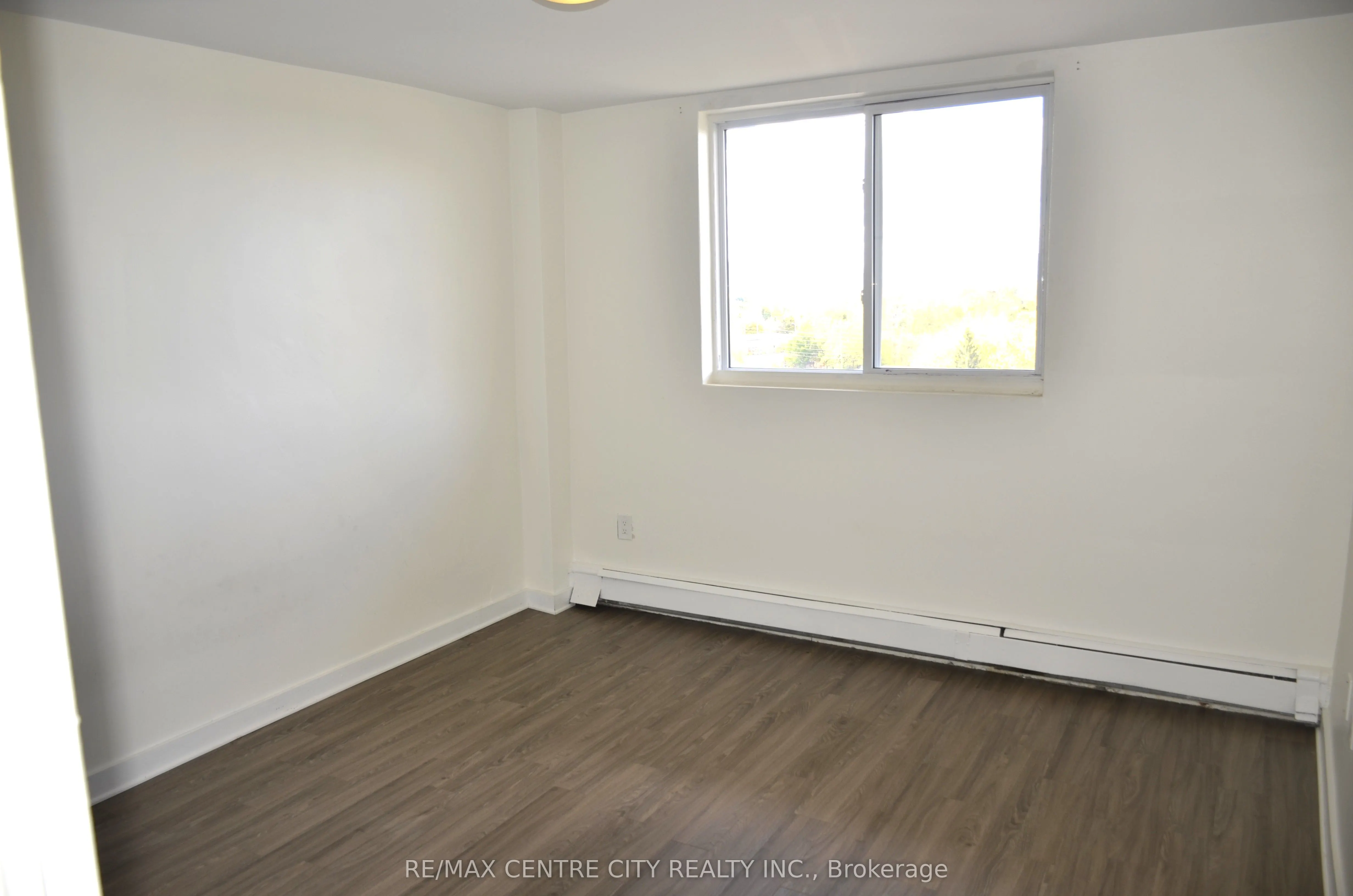 573 Mornington Avenue, #801