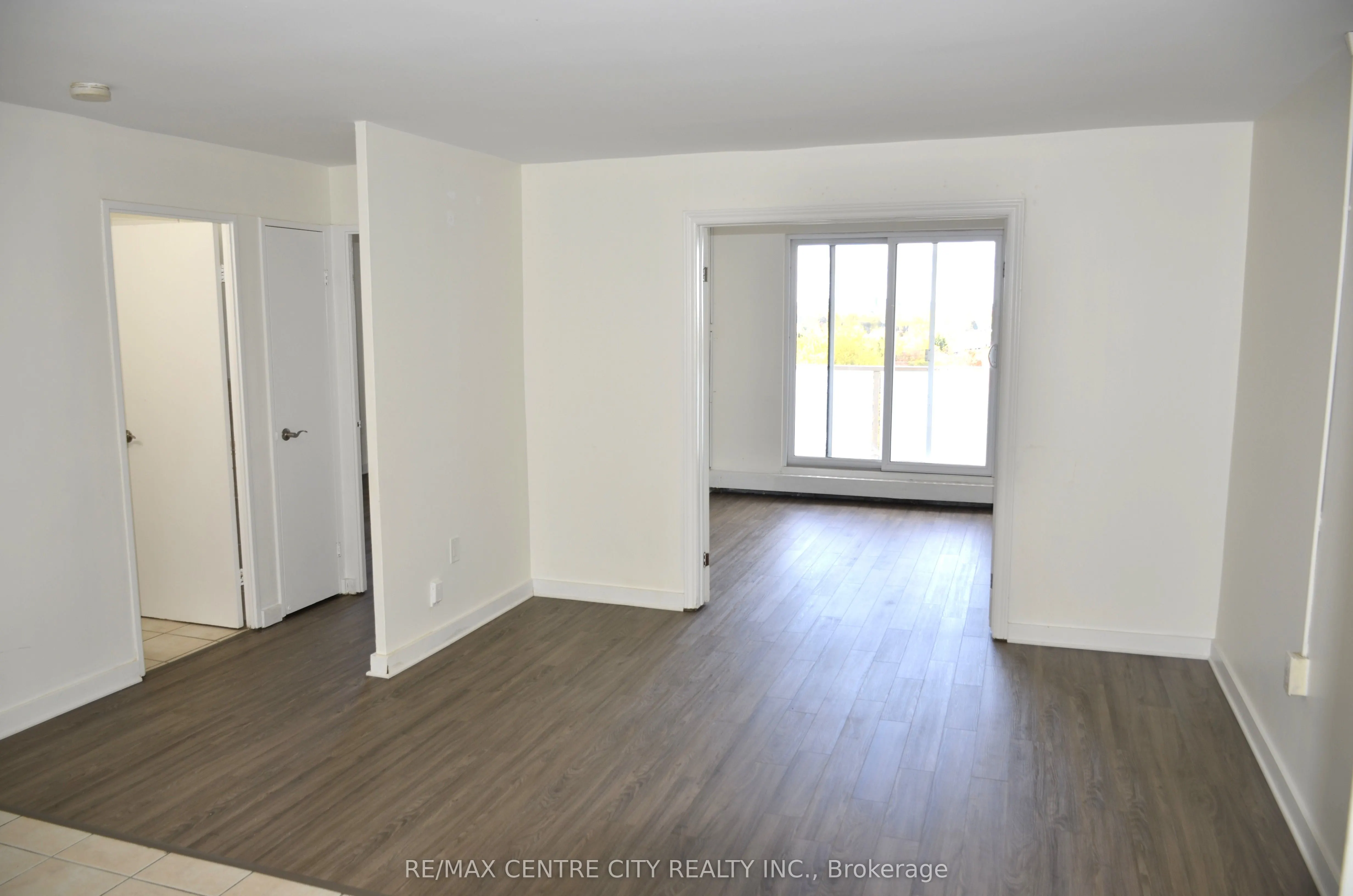 573 Mornington Avenue, #801