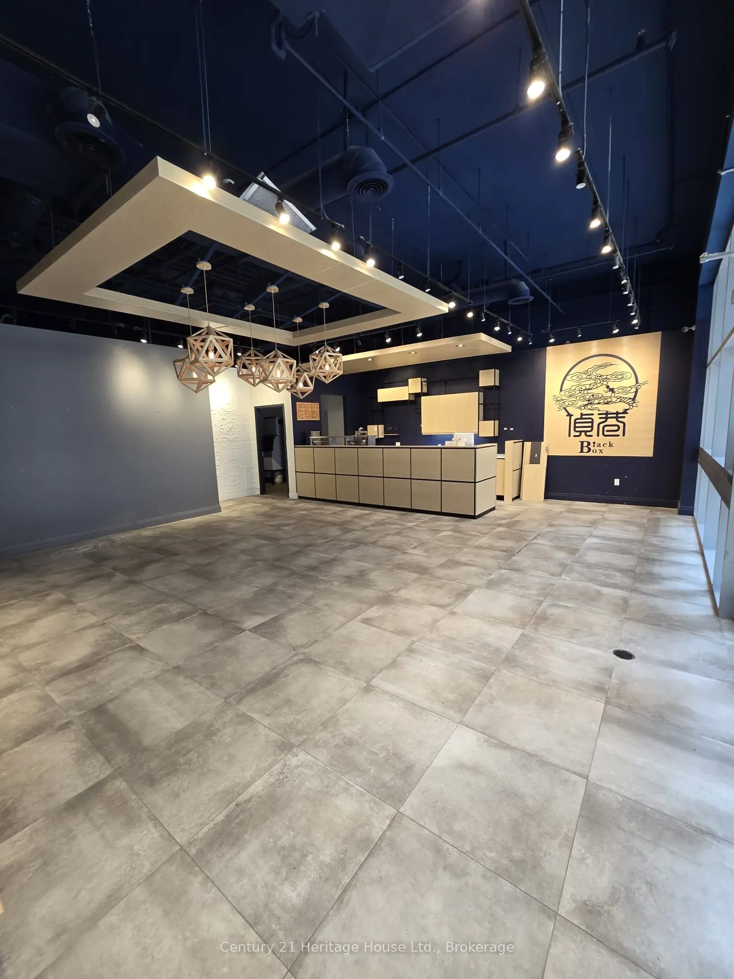 130 COLUMBIA Street W, #217