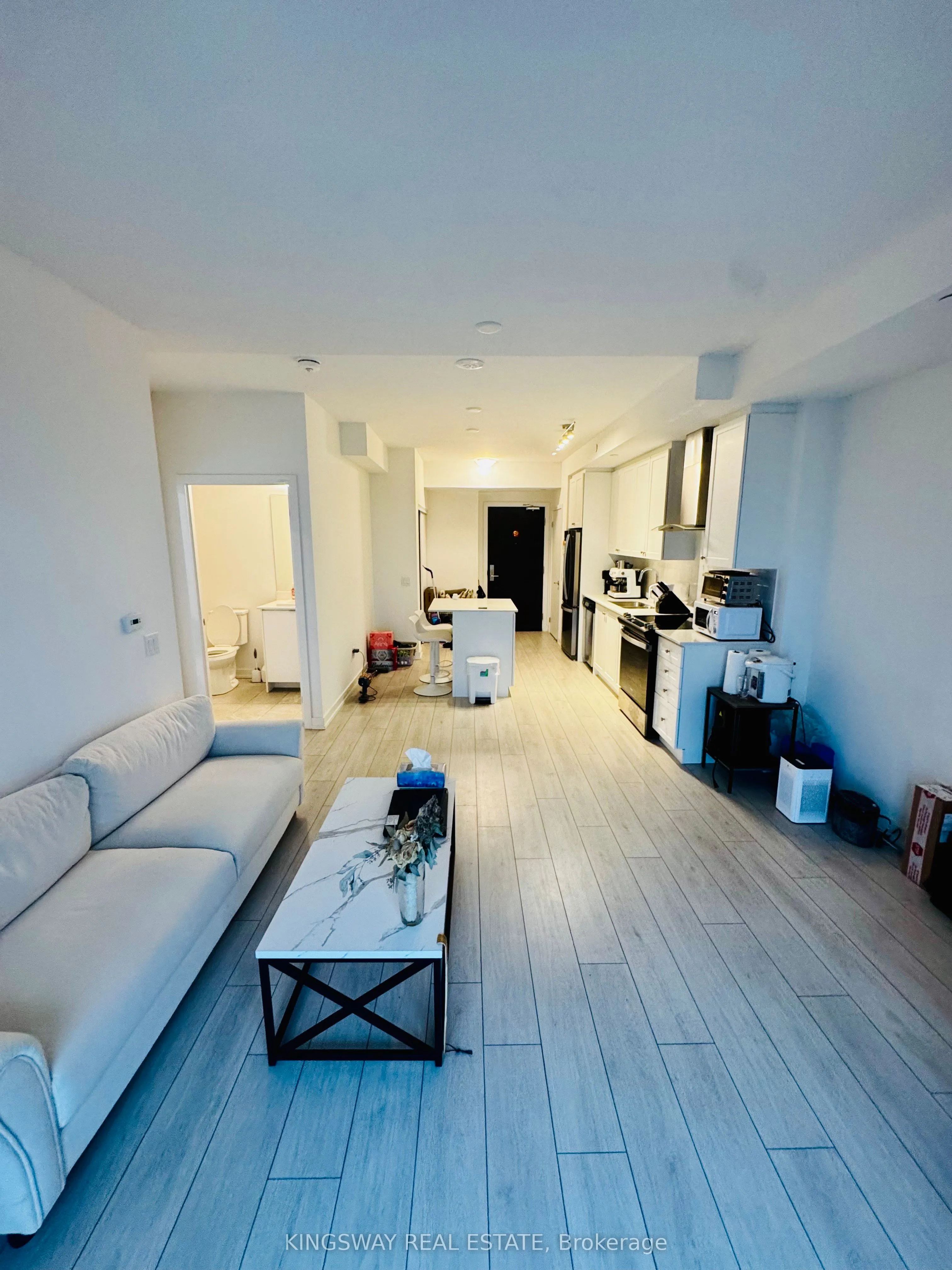 55 Duke Street W, #1807