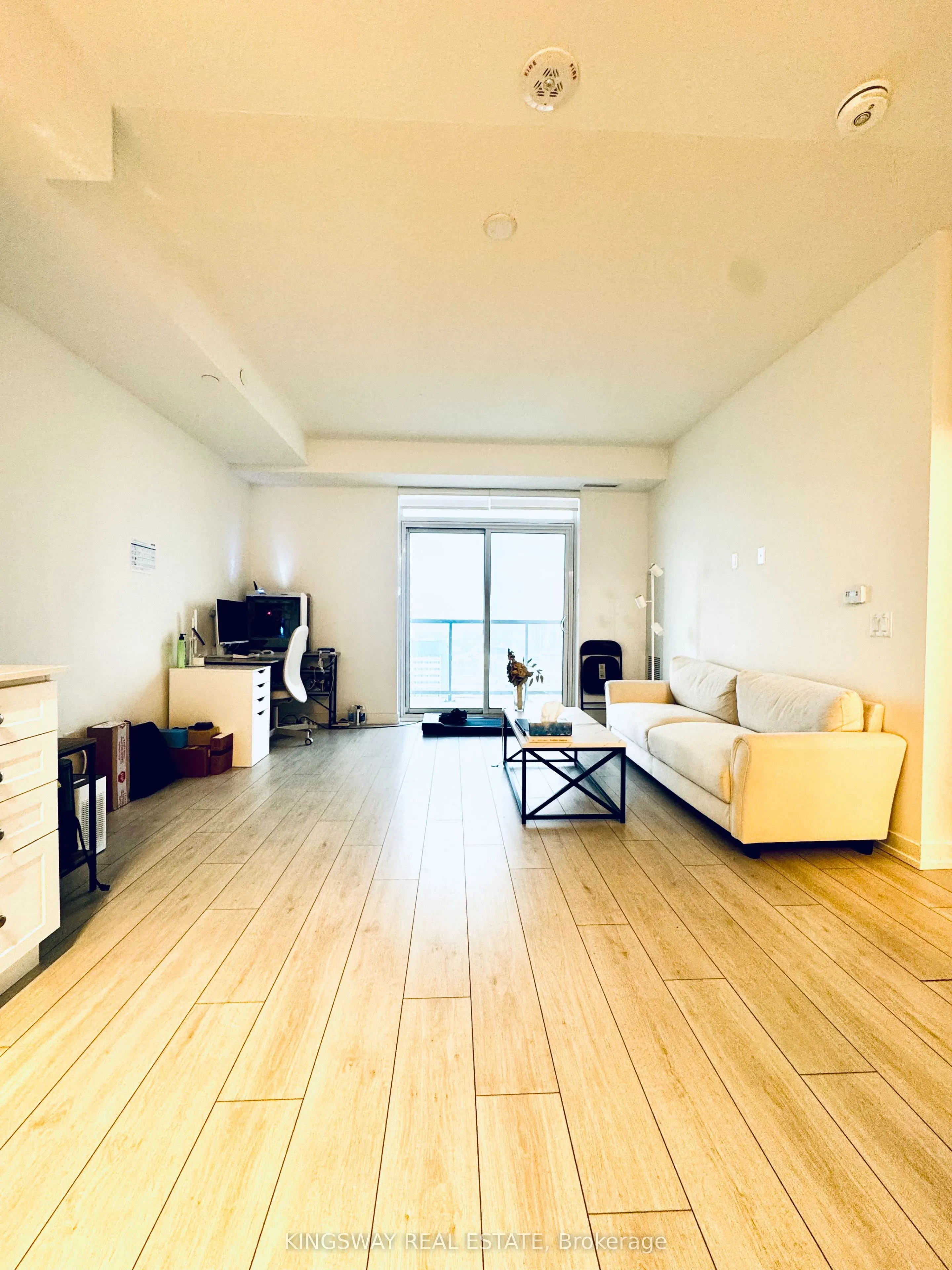 55 Duke Street W, #1807