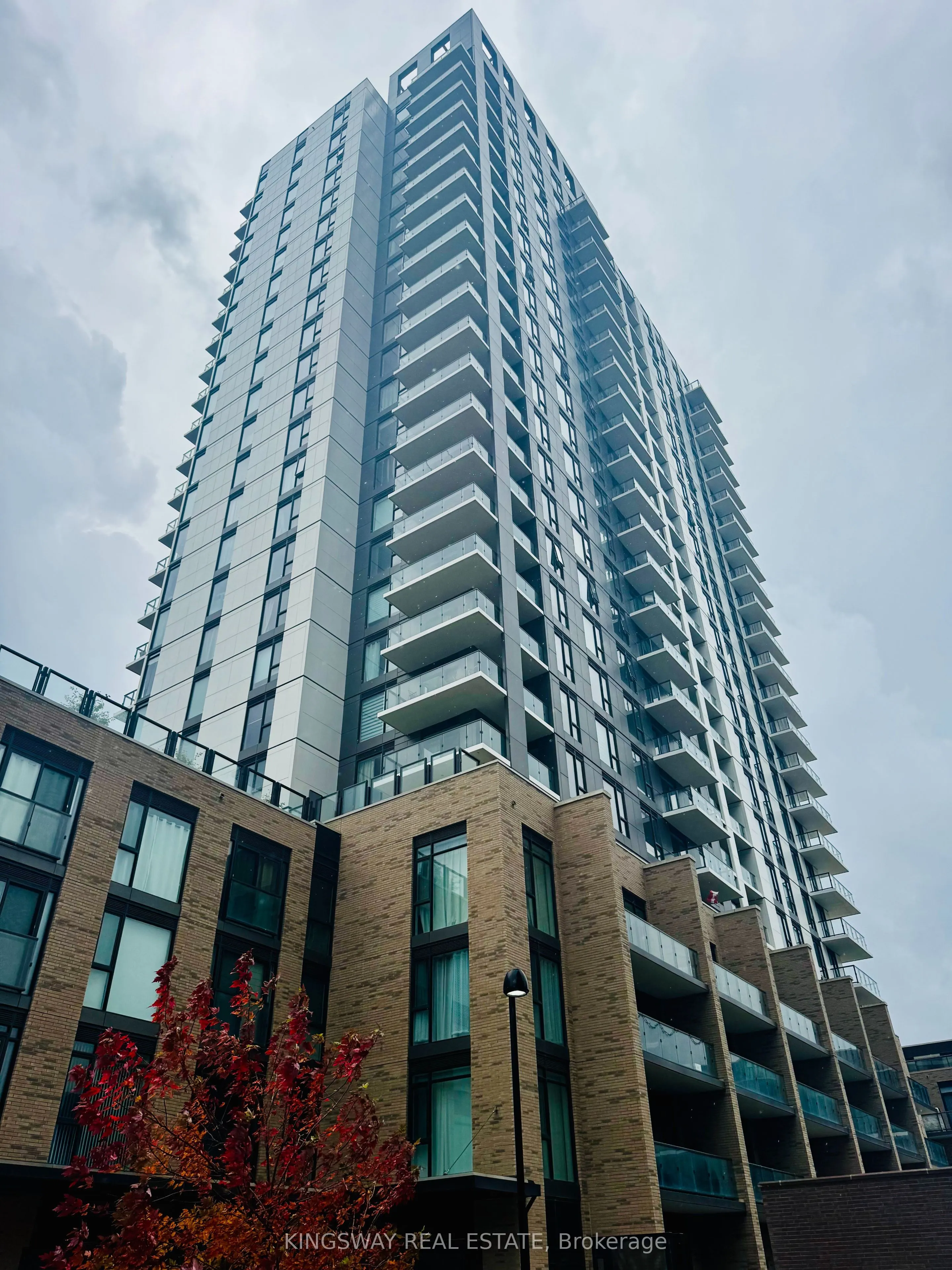 55 Duke Street W, #1807